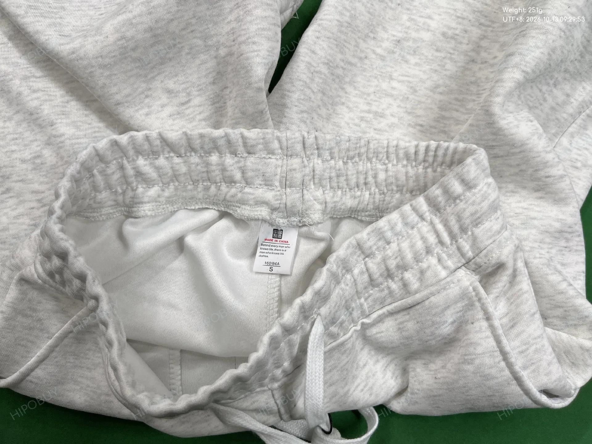 Foto QC 1 de Fear of God Essentials Sweat Shorts Loose Grey