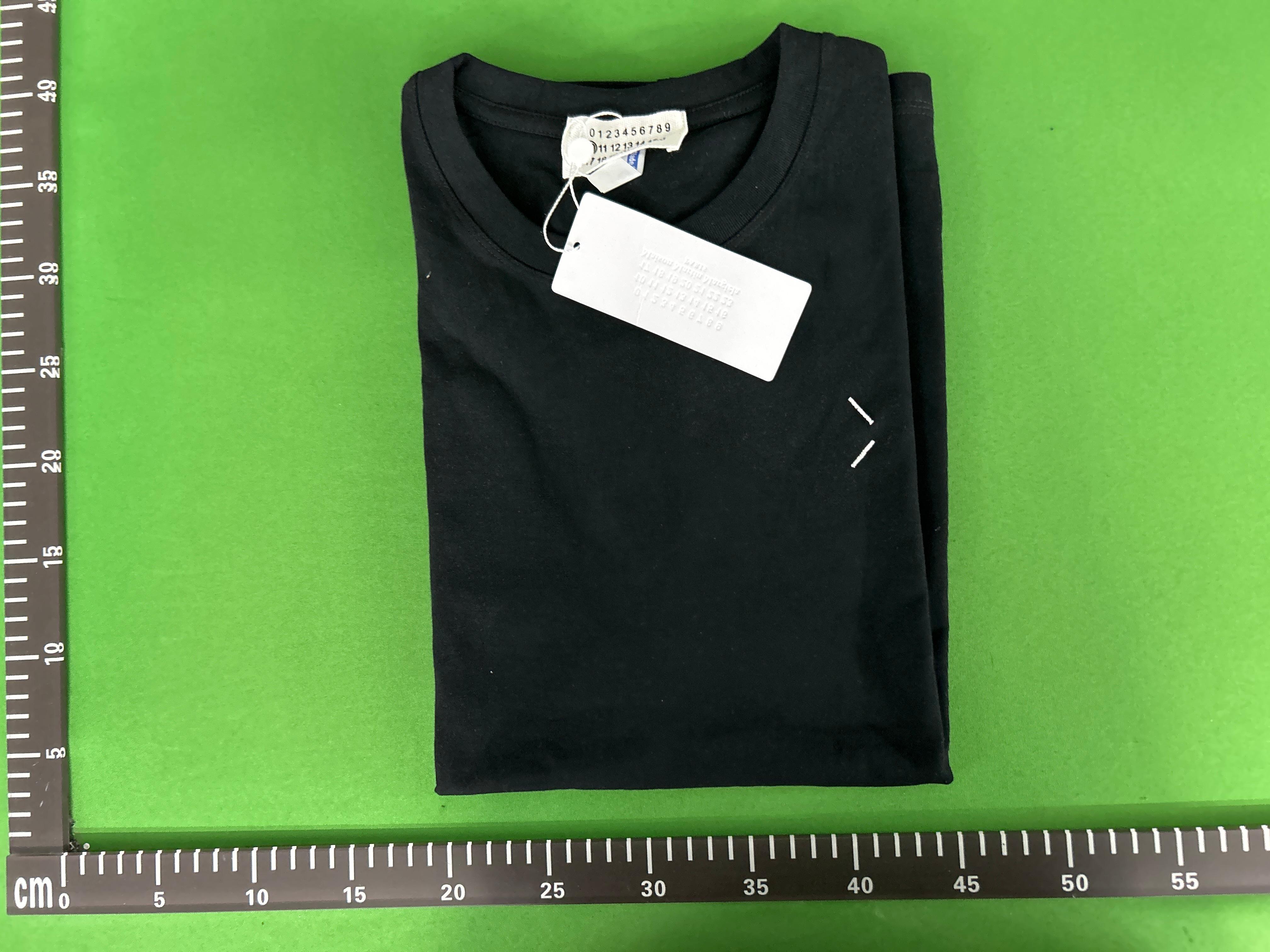 Foto QC 5 de Maison Margiela T-shirt Polka Dot Numeric Logo Black