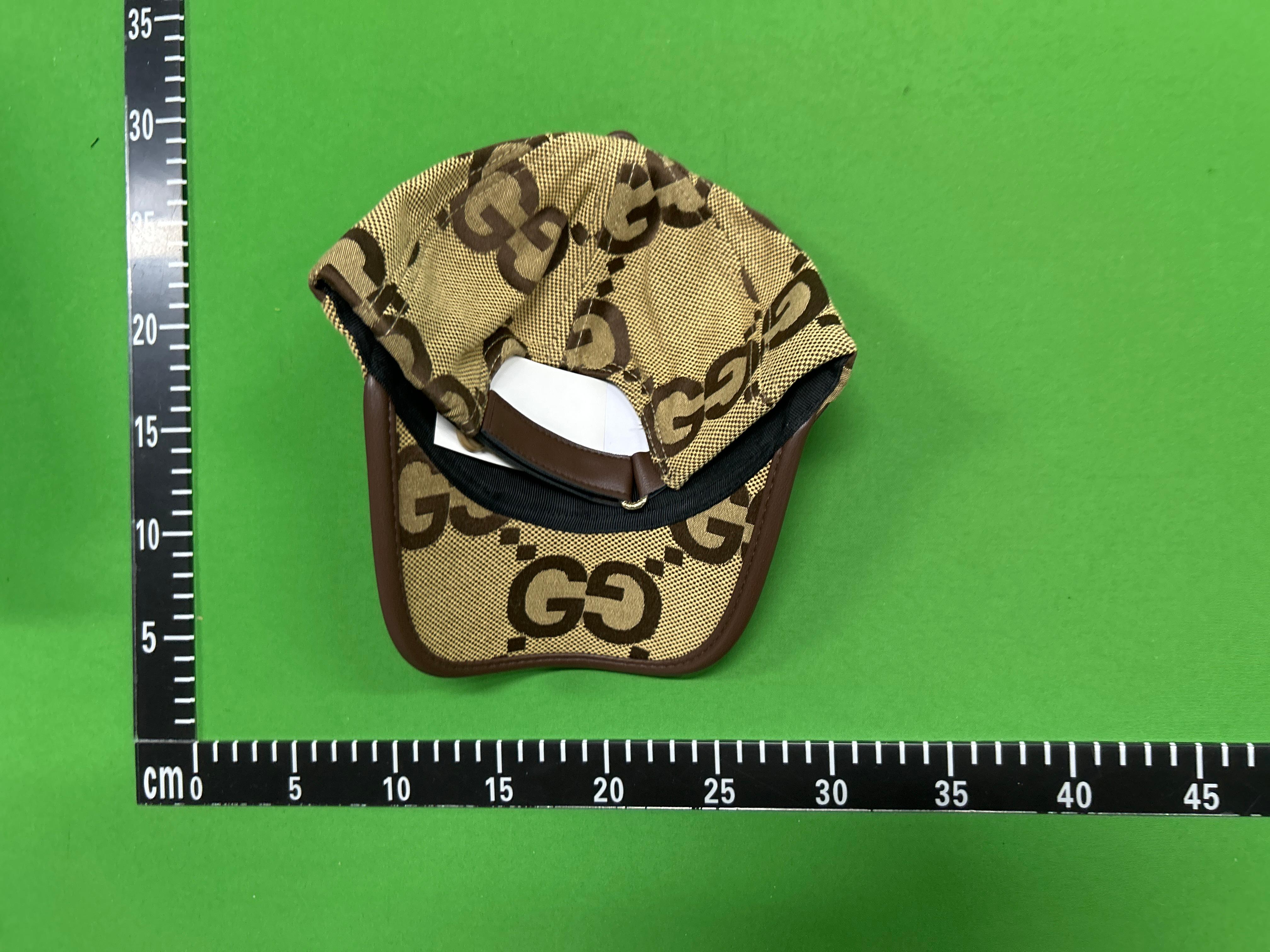 Foto QC 1 de Gucci Jumbo GG Cap Beige
