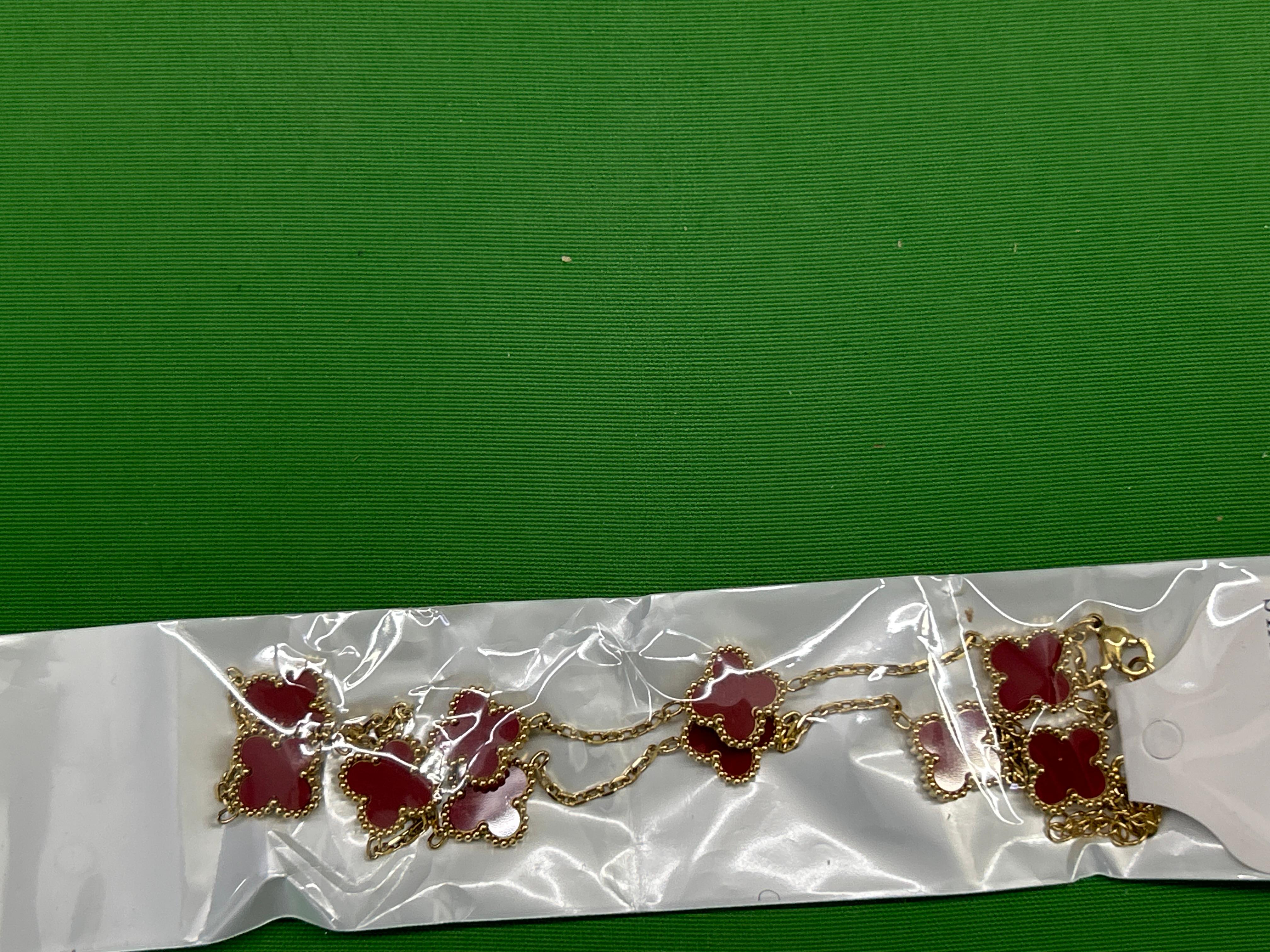 Foto QC 2 de Unbranded Clover Necklace Metal Mother of Pearl White