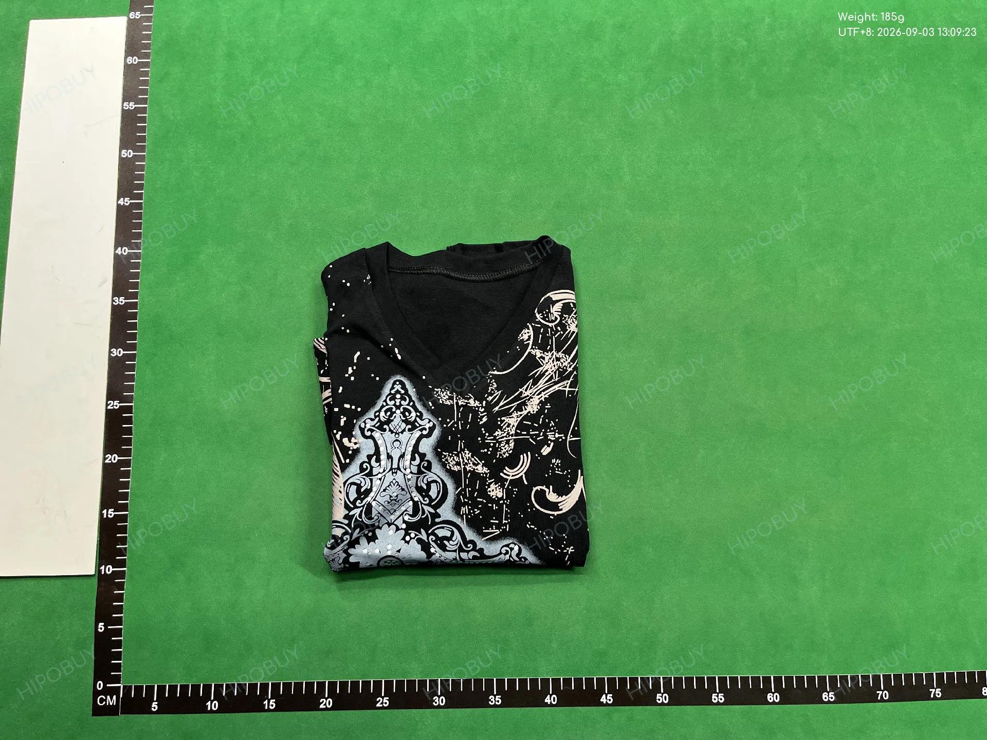 Foto QC 8 de Other Gothic Cross Graphic T-shirt Black