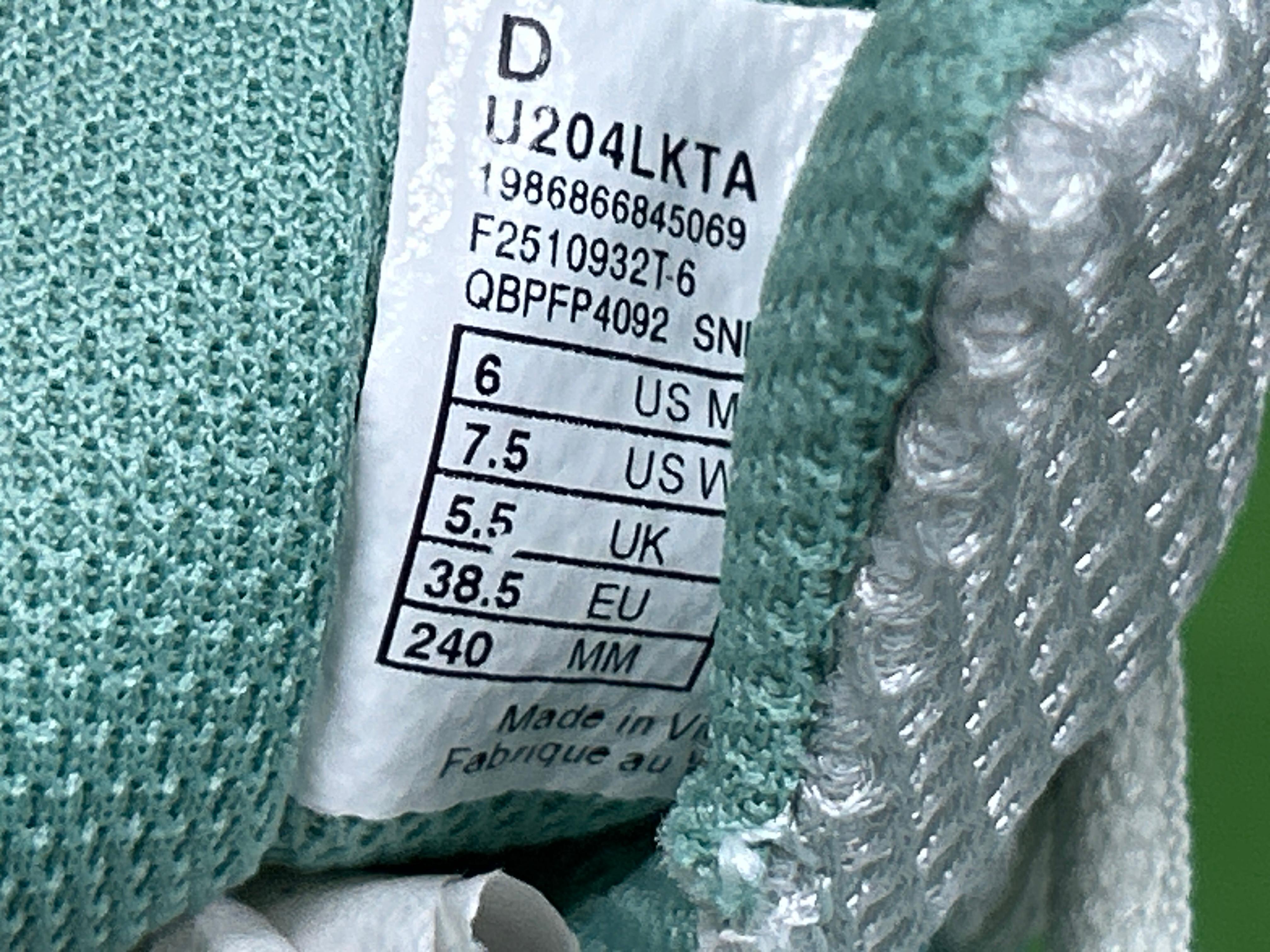 Foto QC 8 de New Balance 204L Kith Bluebell U204LKTA