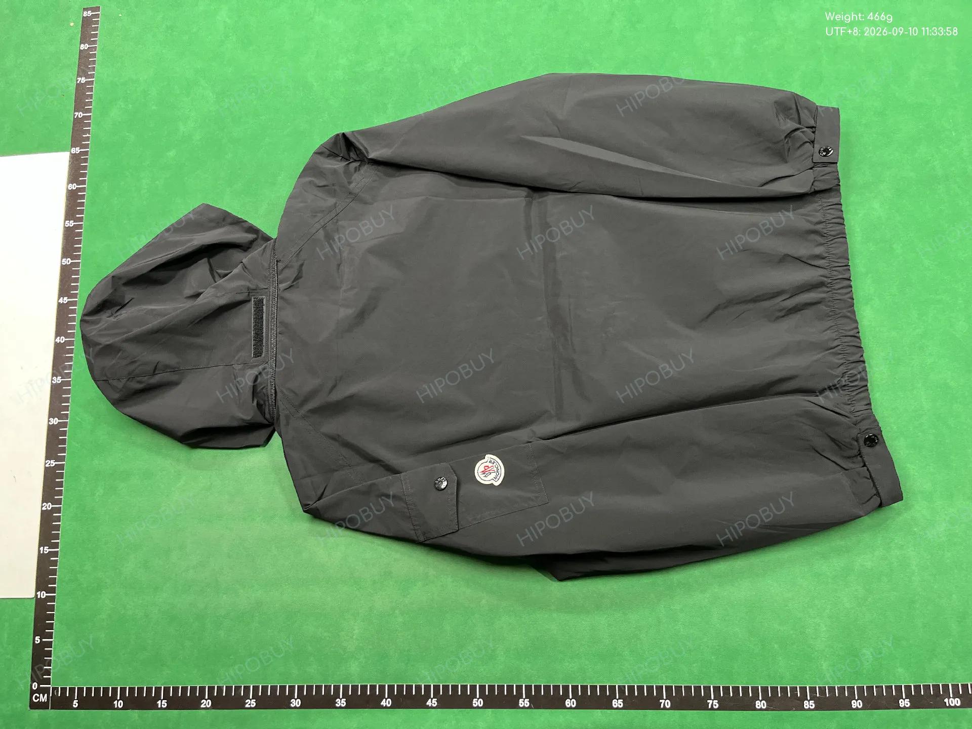 Foto QC 3 de Moncler Tricolor Hooded Windbreaker Jacket White