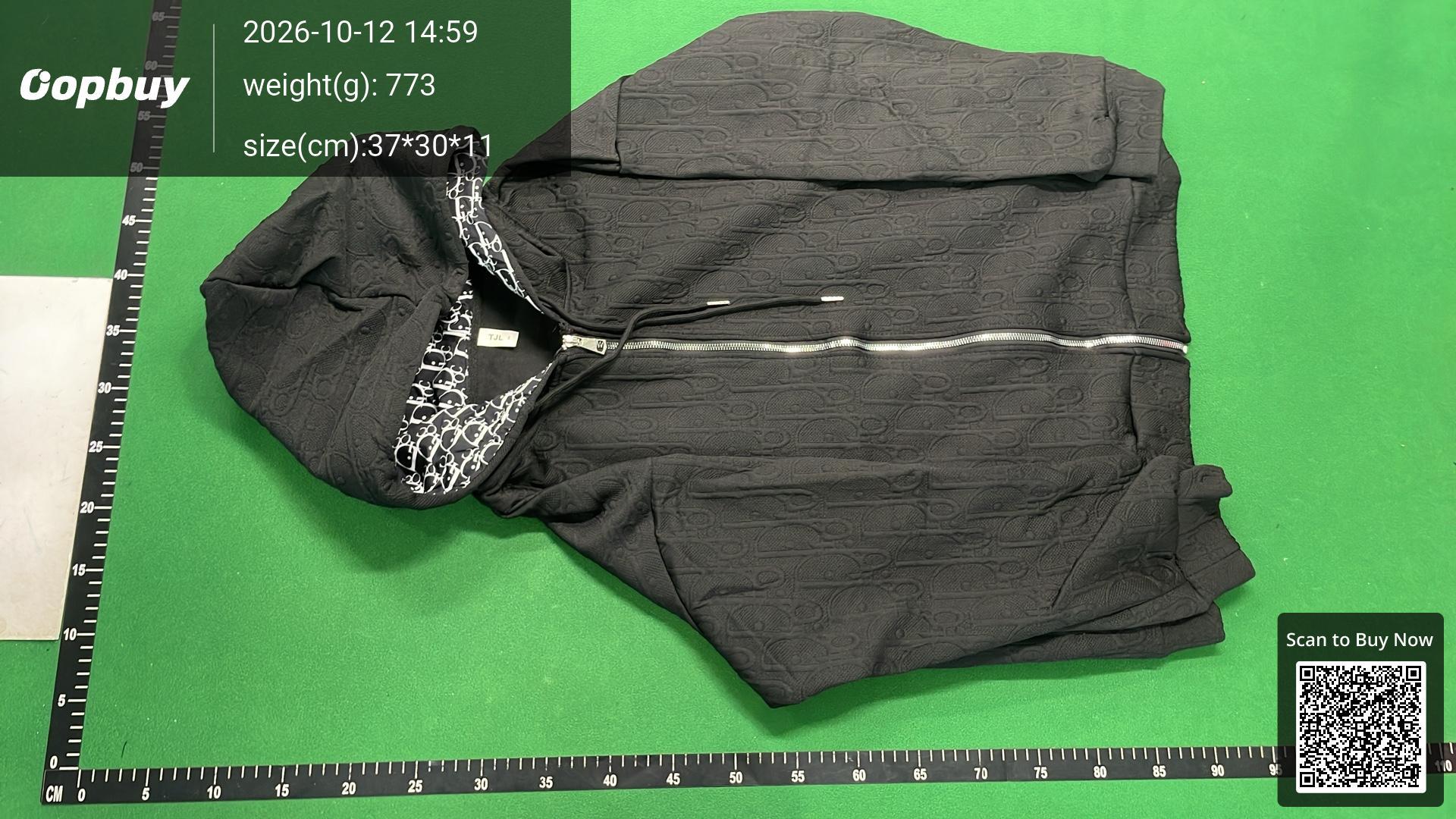 Foto QC 2 de Prada Re-Nylon Puffer Jacket Triangle Logo Black