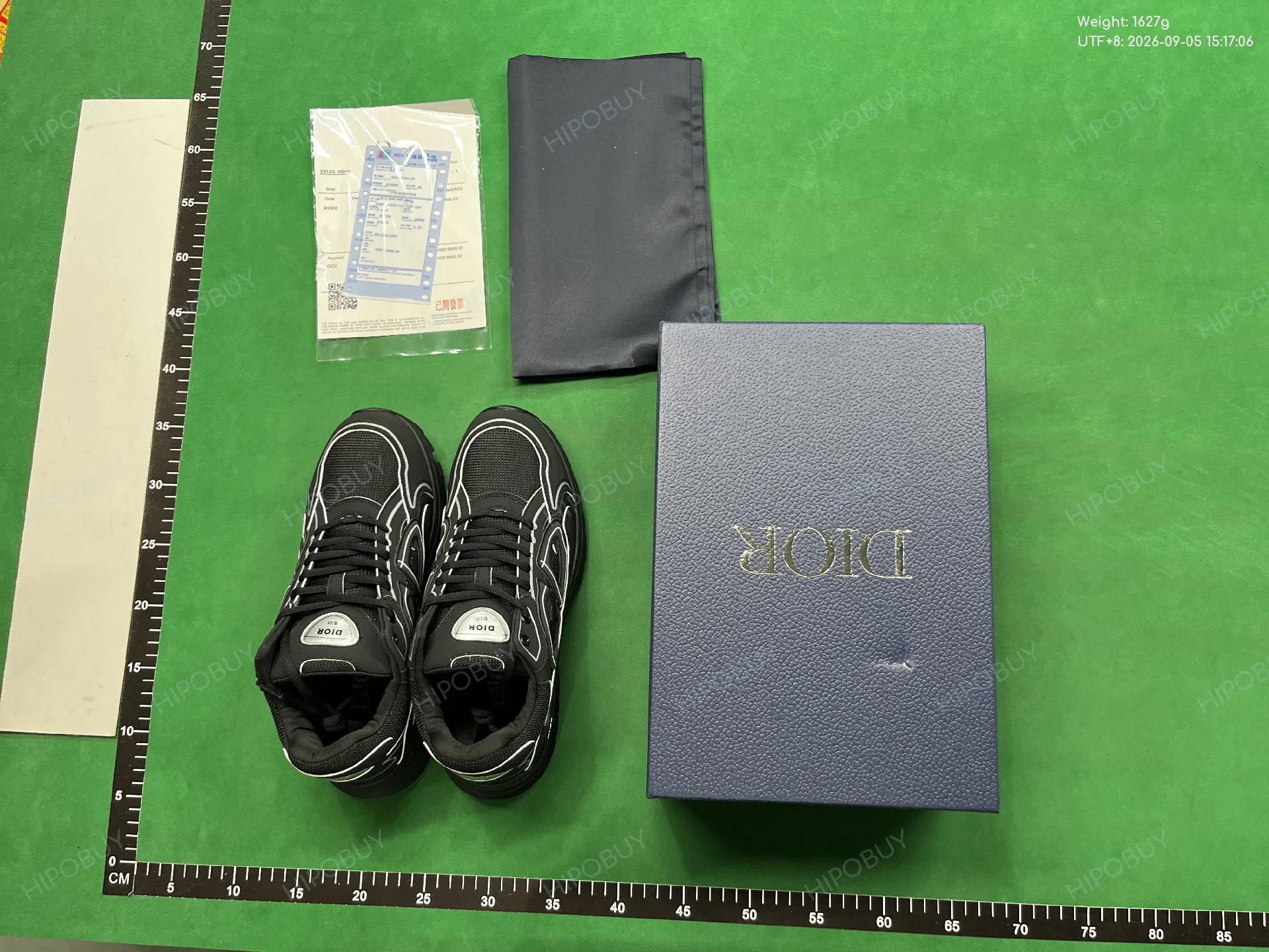 Foto QC 1 de Dior B30 Low-top Sneakers CD Logo Grey