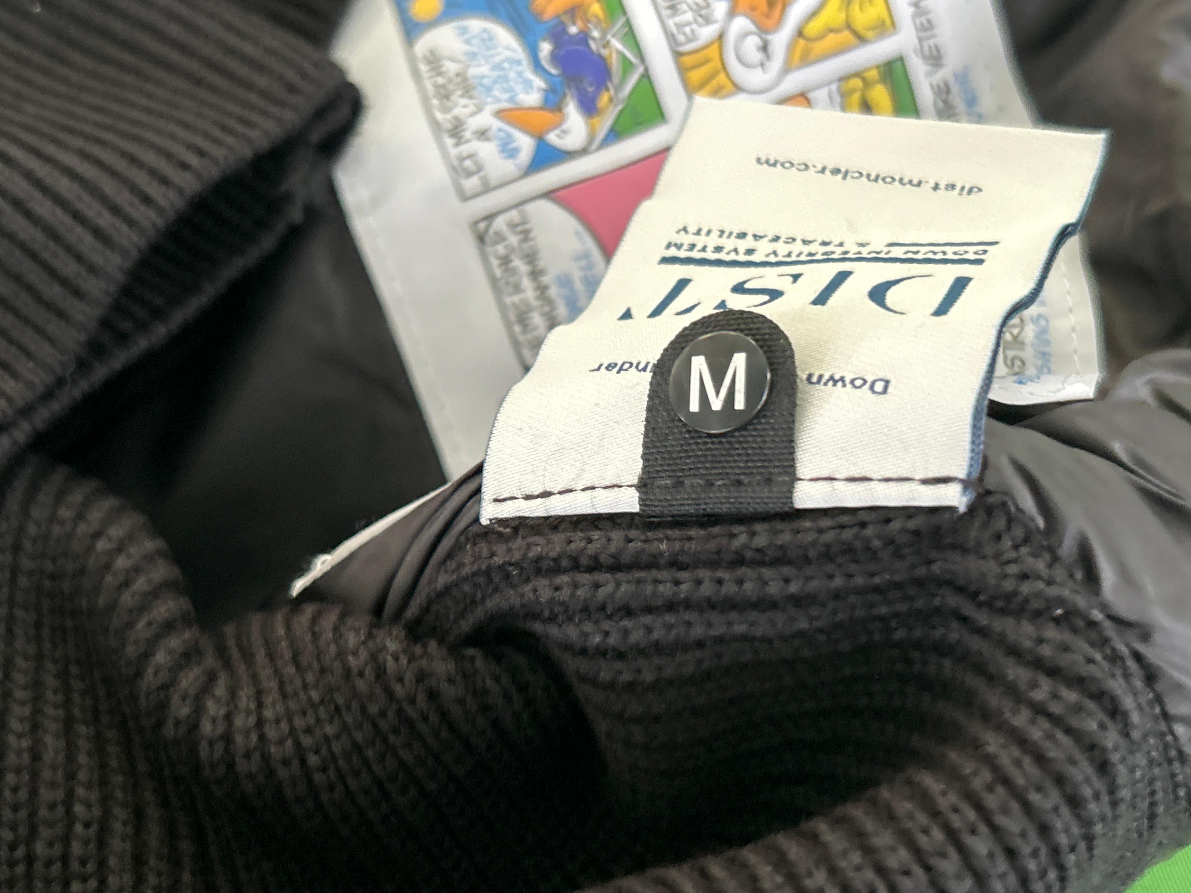 Foto QC 8 de Moncler Down Jacket Hooded Knit Hybrid Navy