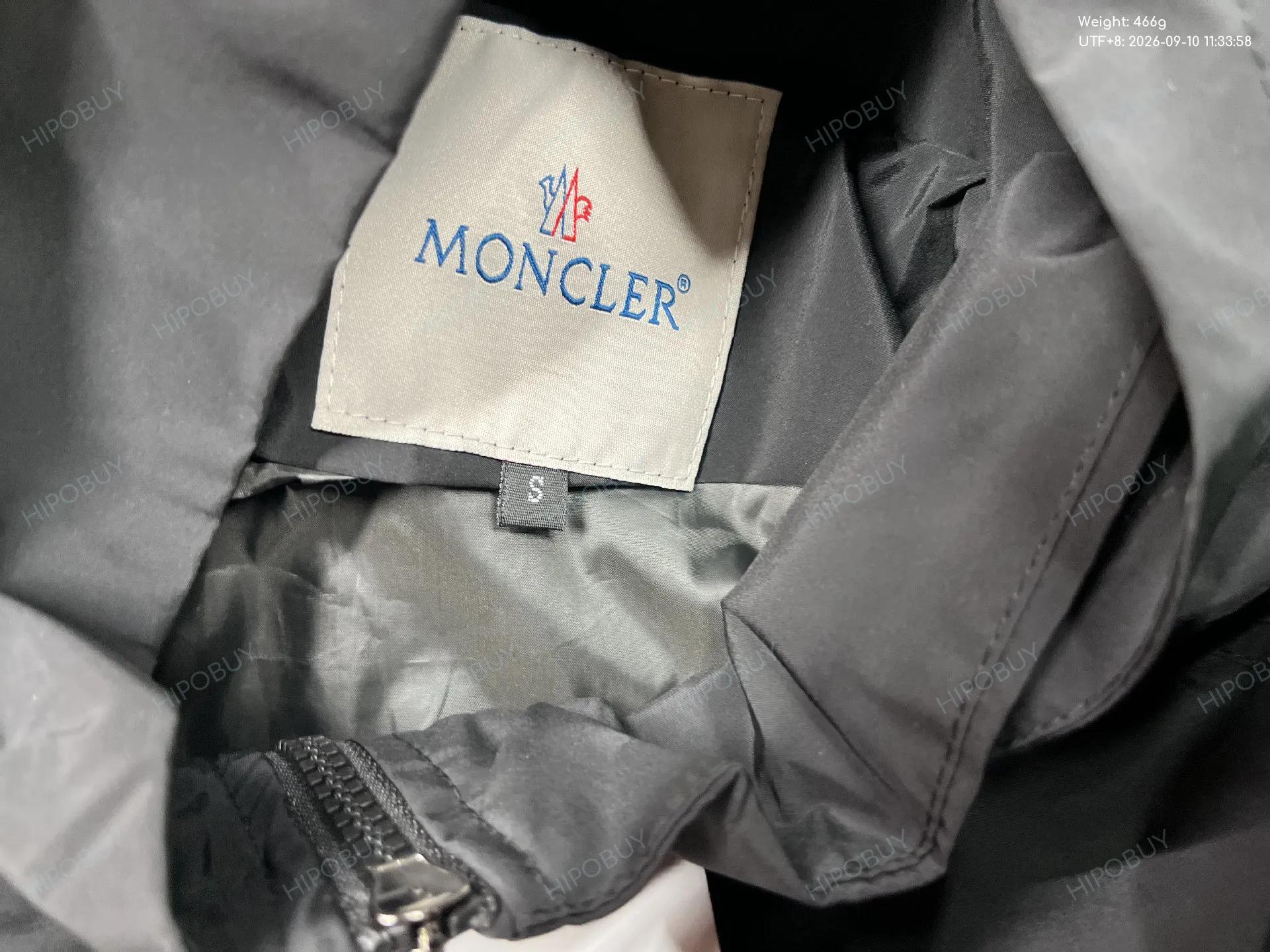 Foto QC 1 de Moncler Tricolor Hooded Windbreaker Jacket White