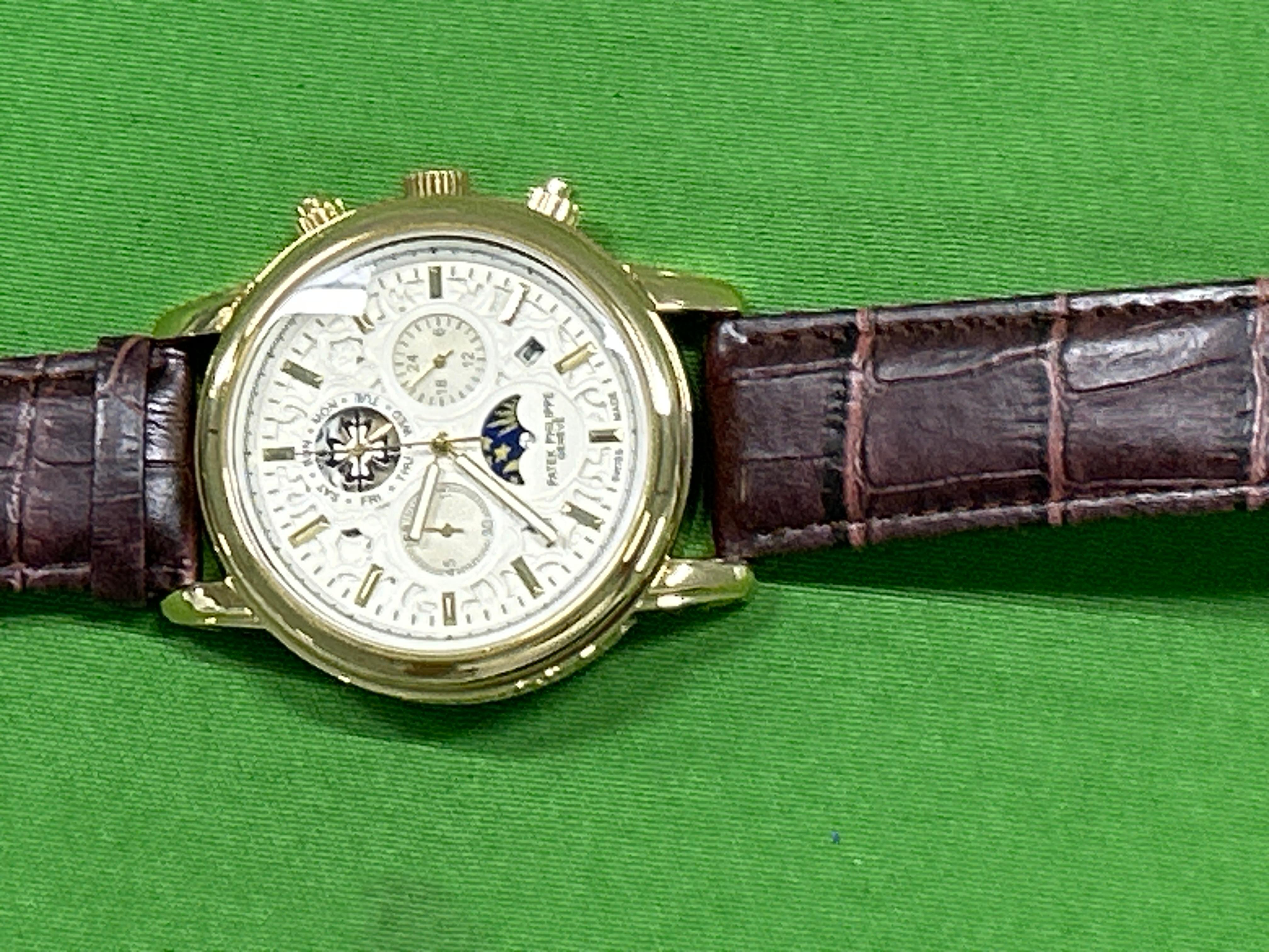 Foto QC 1 de Patek Philippe Grand Complications Sky Moon Tourbillon 6002R-001