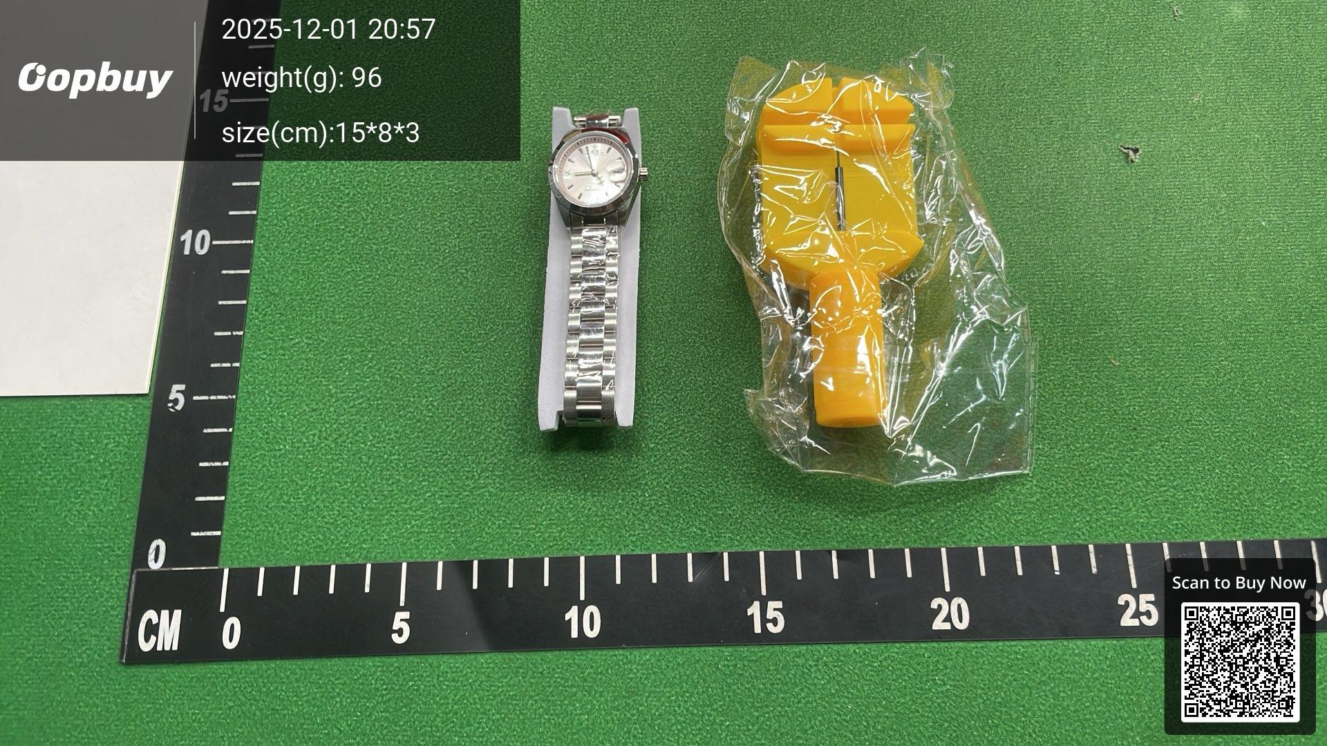 Foto QC 2 de Vivienne Westwood Time Machine