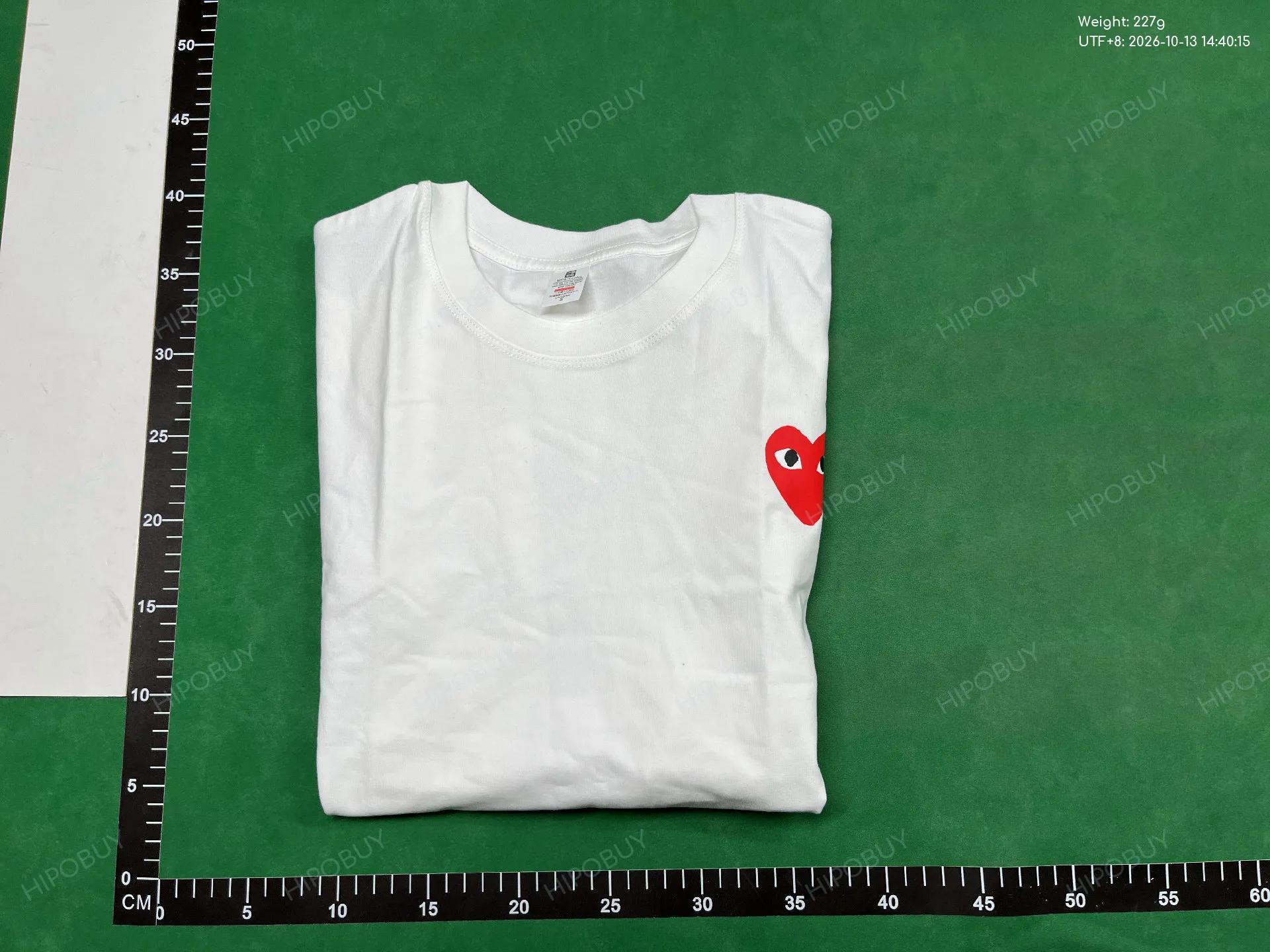 Foto QC 8 de Comme des Garçons PLAY T-shirt Beaded Red Heart White