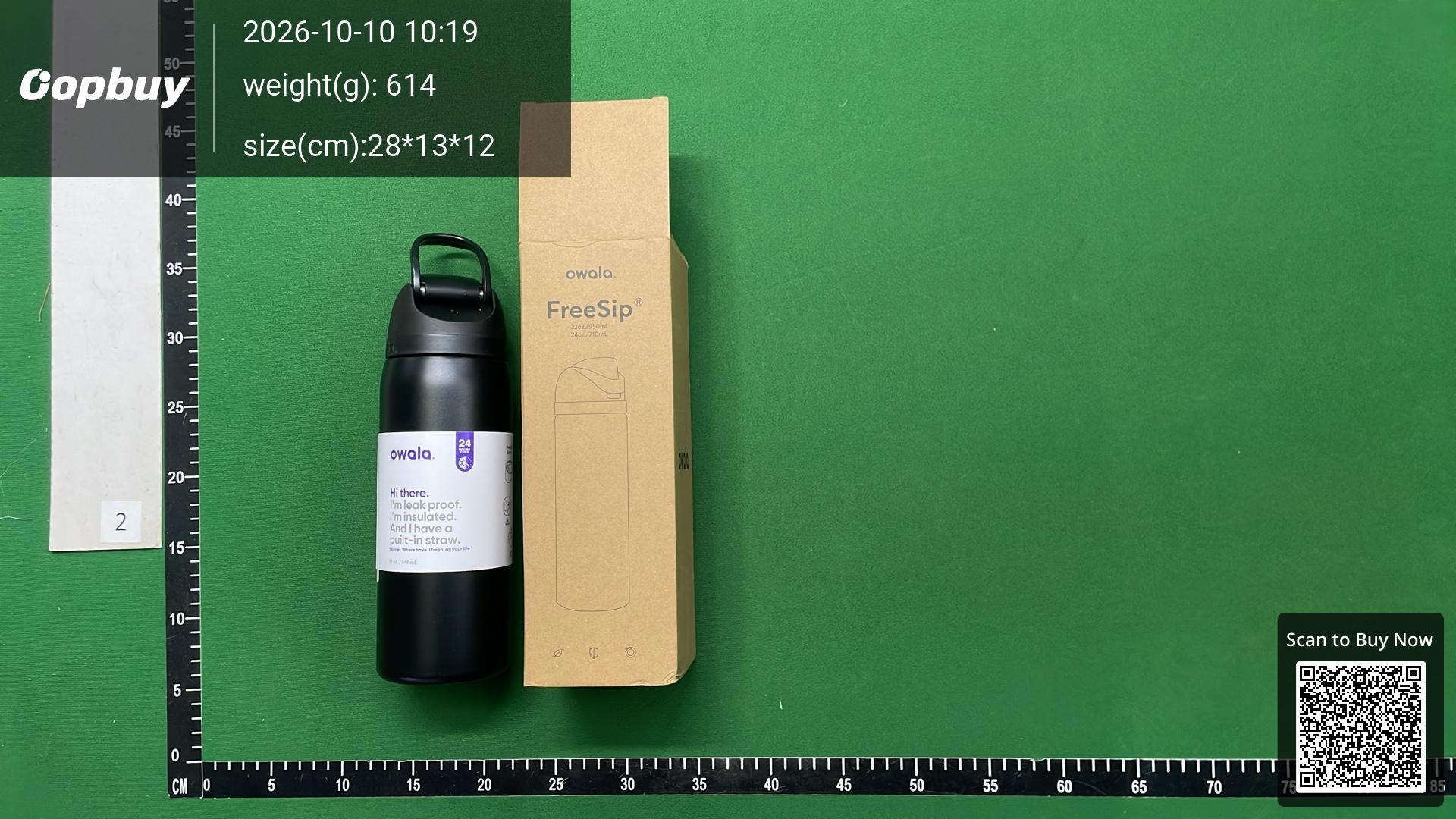 Foto QC 7 de Owala FreeSip Water Bottle 32oz Very, Very Dark