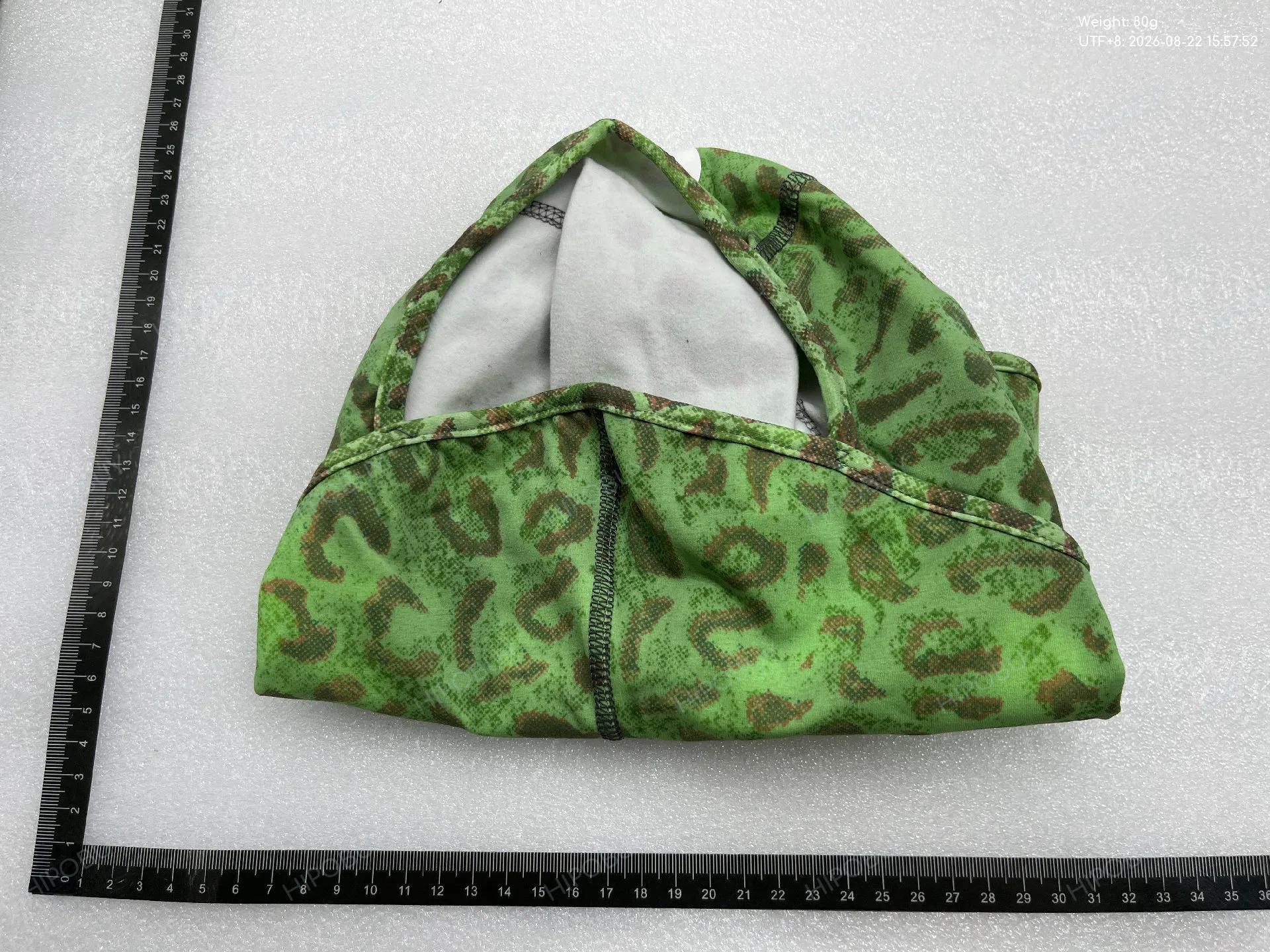 Foto QC 8 de Supreme Heat Reactive Balaclava Green Leopard