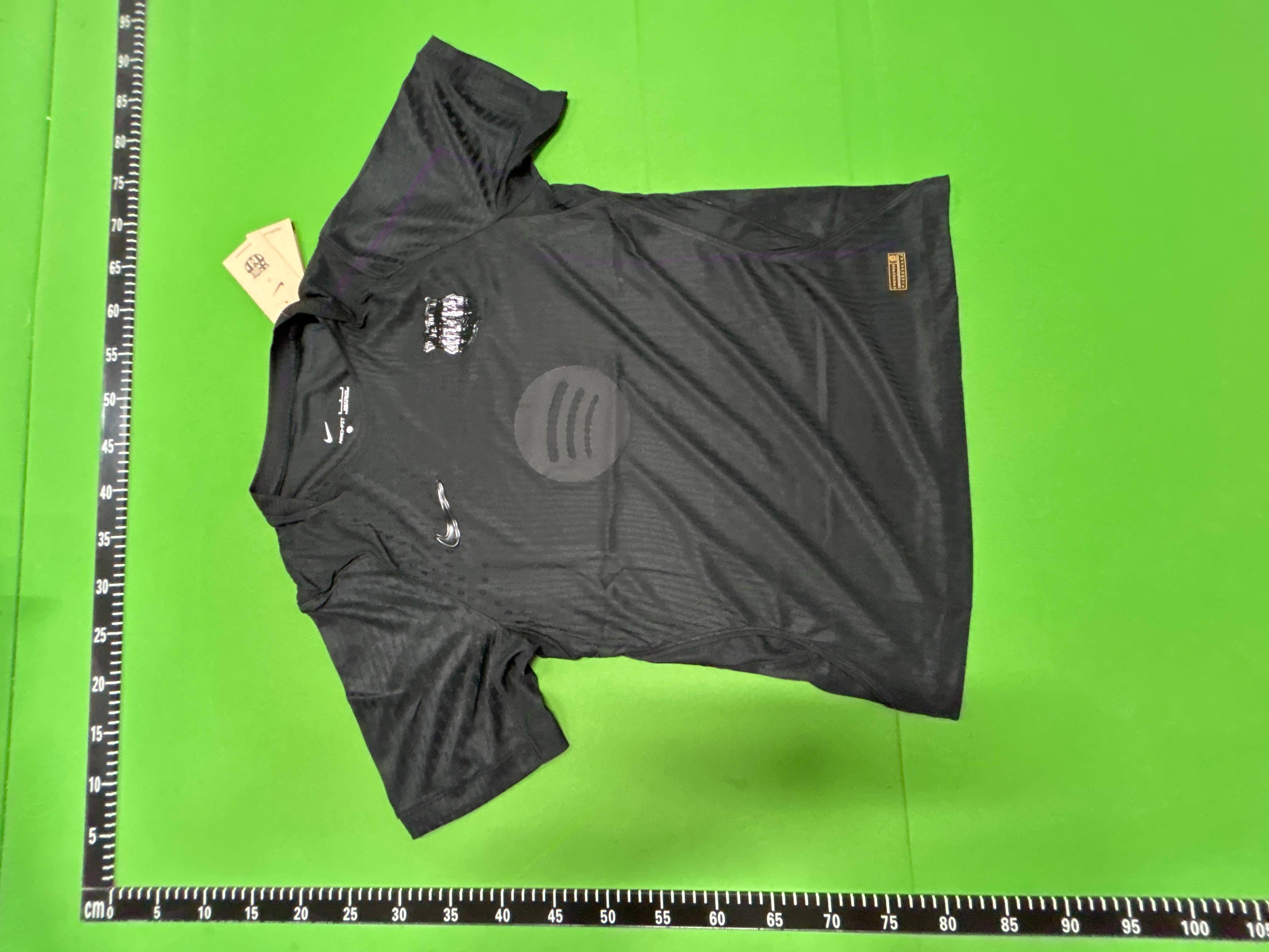 Foto QC 3 de adidas x Real Madrid 2023/24 Home Authentic Jacquard Jersey White