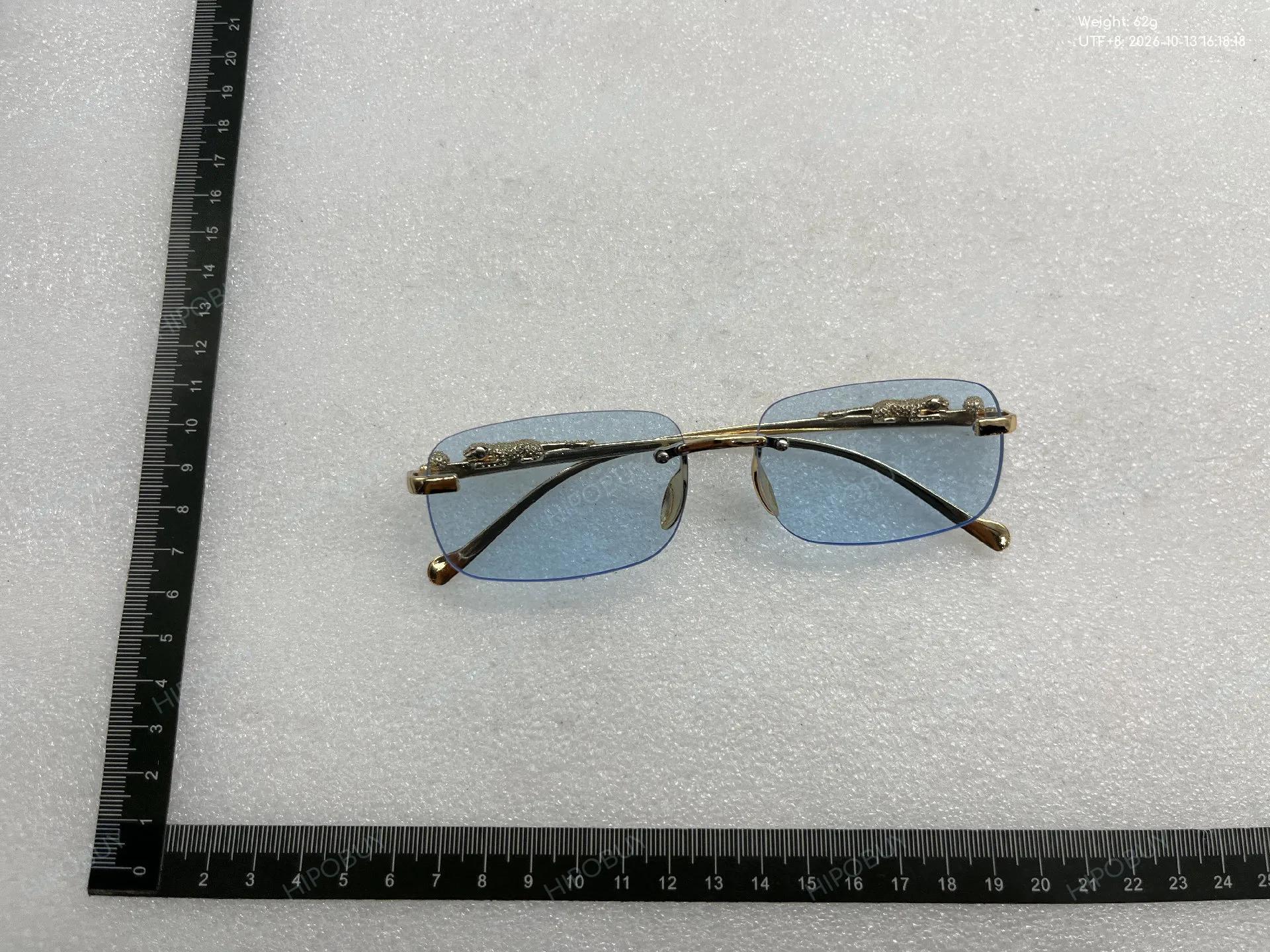 Foto QC 1 de Cartier Panthère Rimless Rectangle Metal Eyeglasses Gold Clear (CT0061O-002)