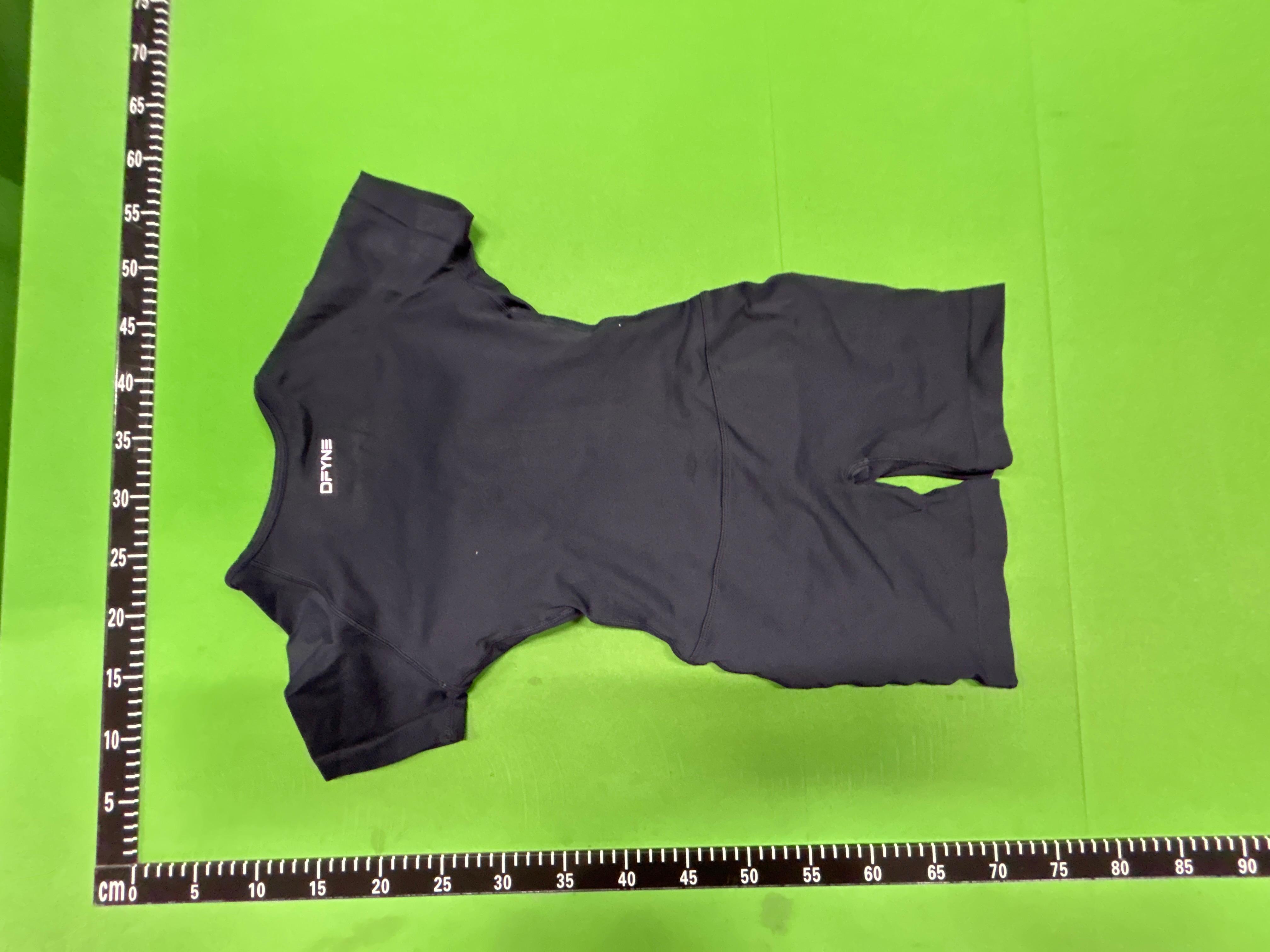 Foto QC 2 de Dfyne Set Black