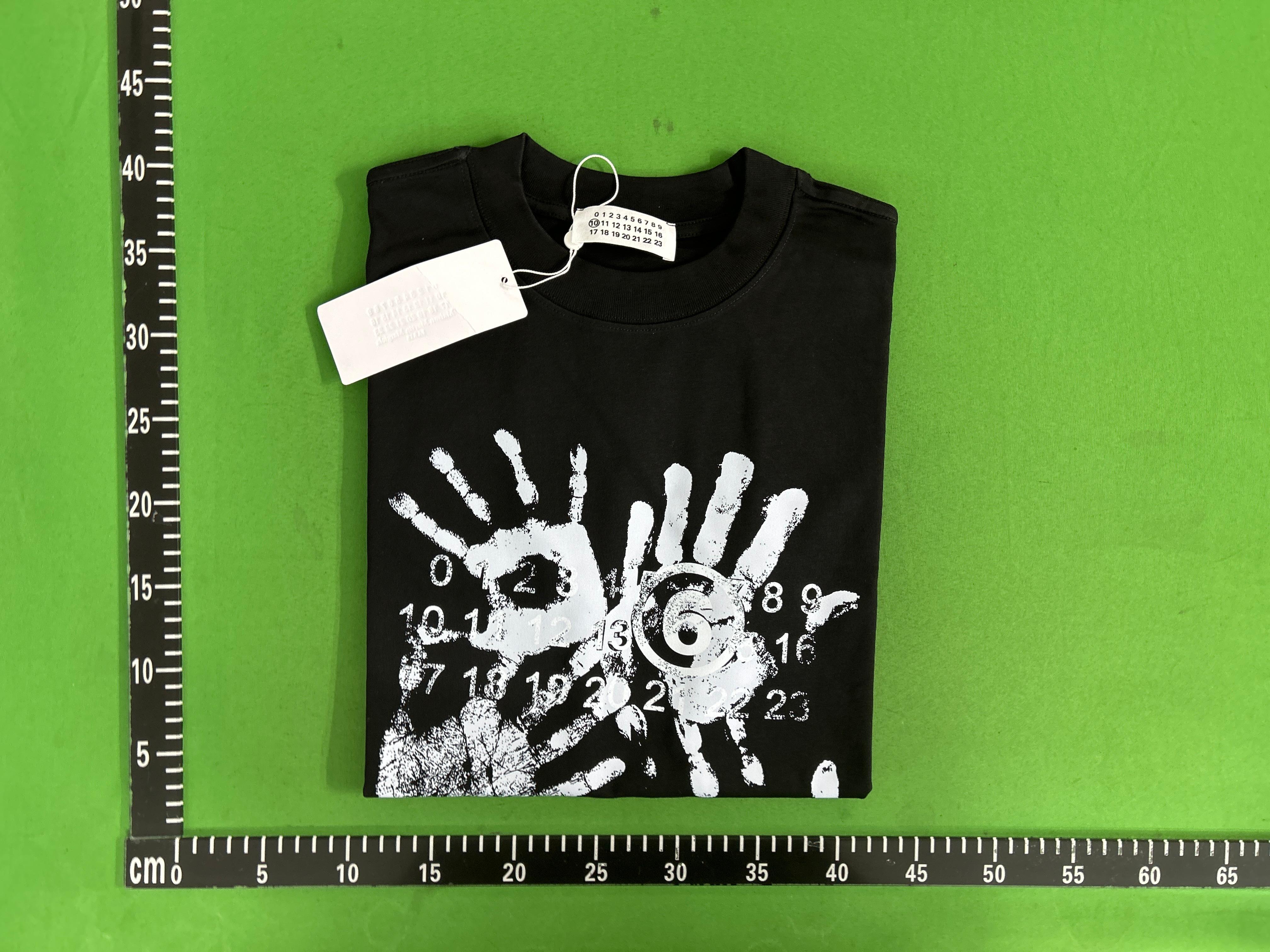 Foto QC 1 de MM6 Numeric Logo T-shirt Kitten Print Black