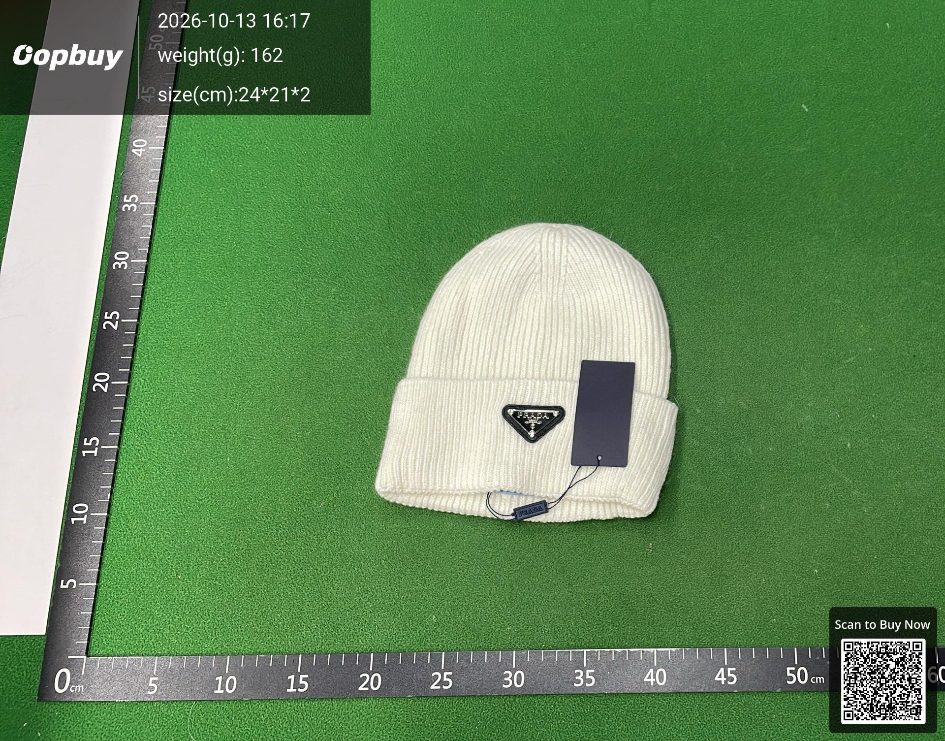 Foto QC 7 de Prada Triangle Logo Beanie Beige