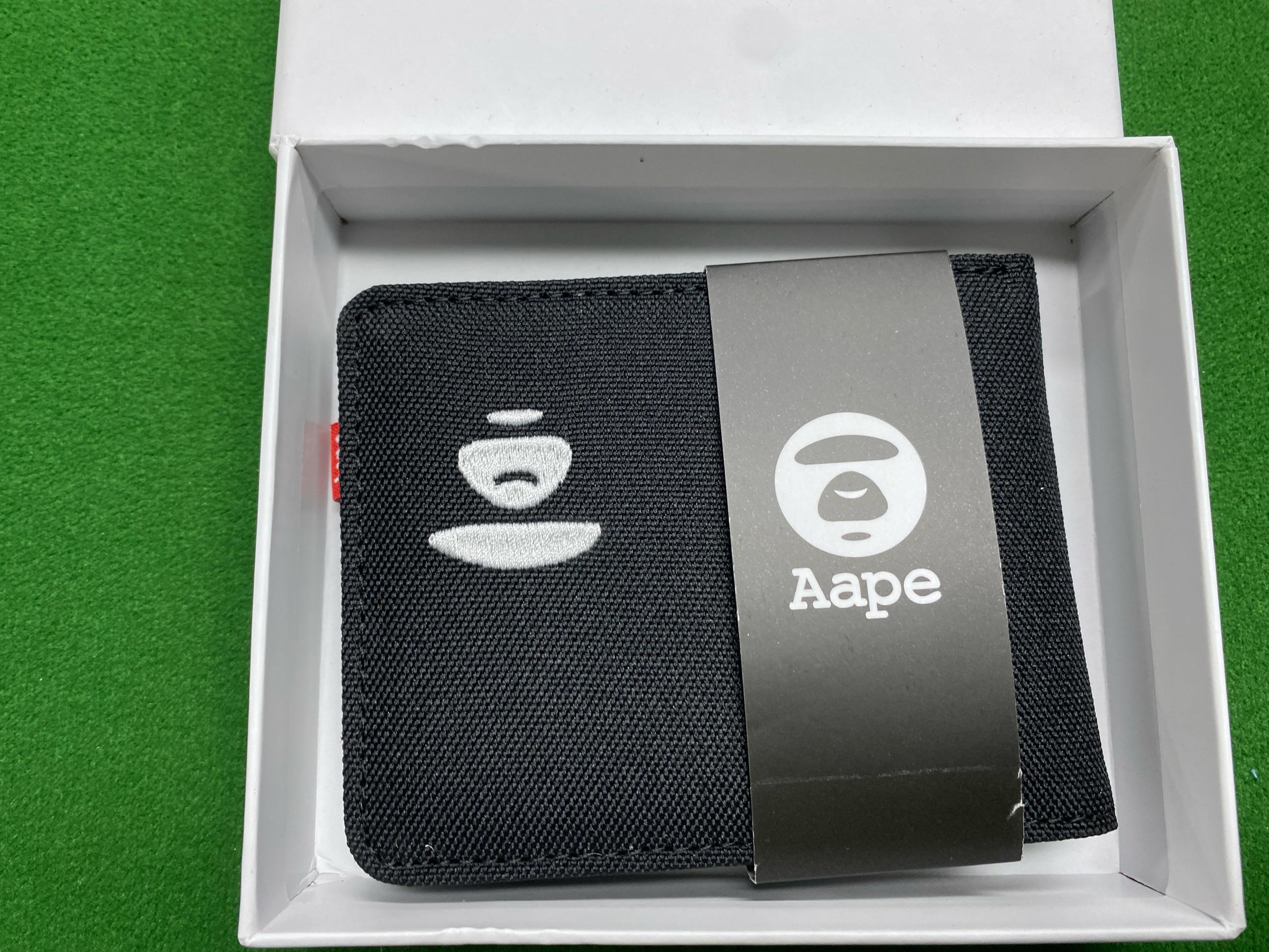 Foto QC 4 de AAPE By A Bathing Ape Moon Face Bifold Wallet Canvas Black