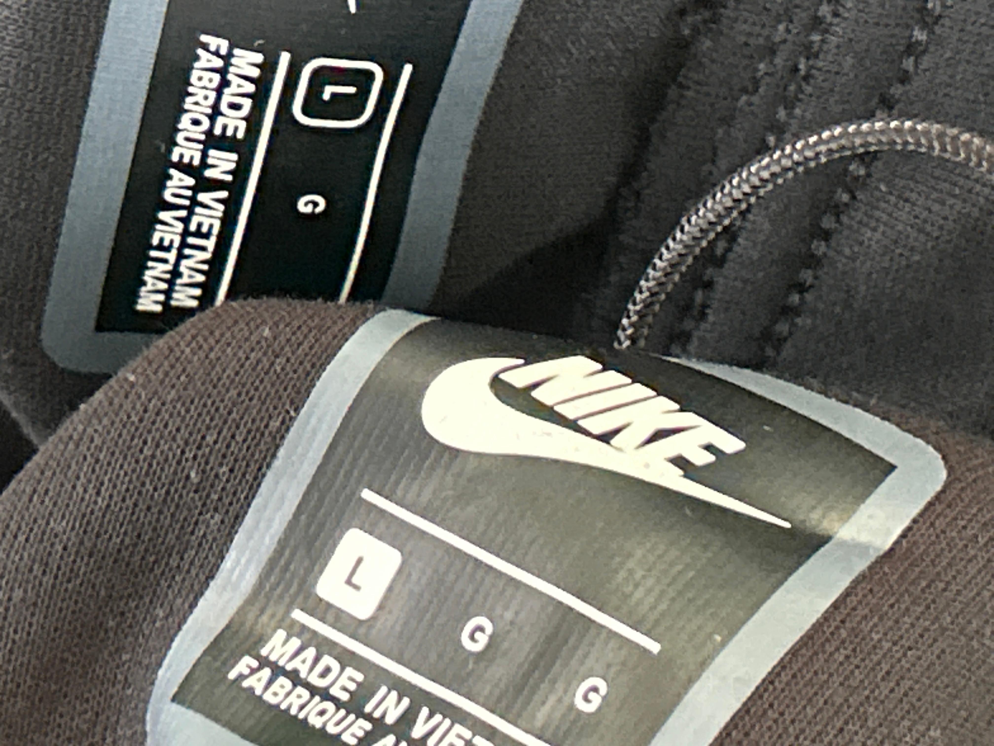 Foto QC 8 de Nike x Syna World Tech Fleece Set 2-Piece Black/Metallic Red Bronze