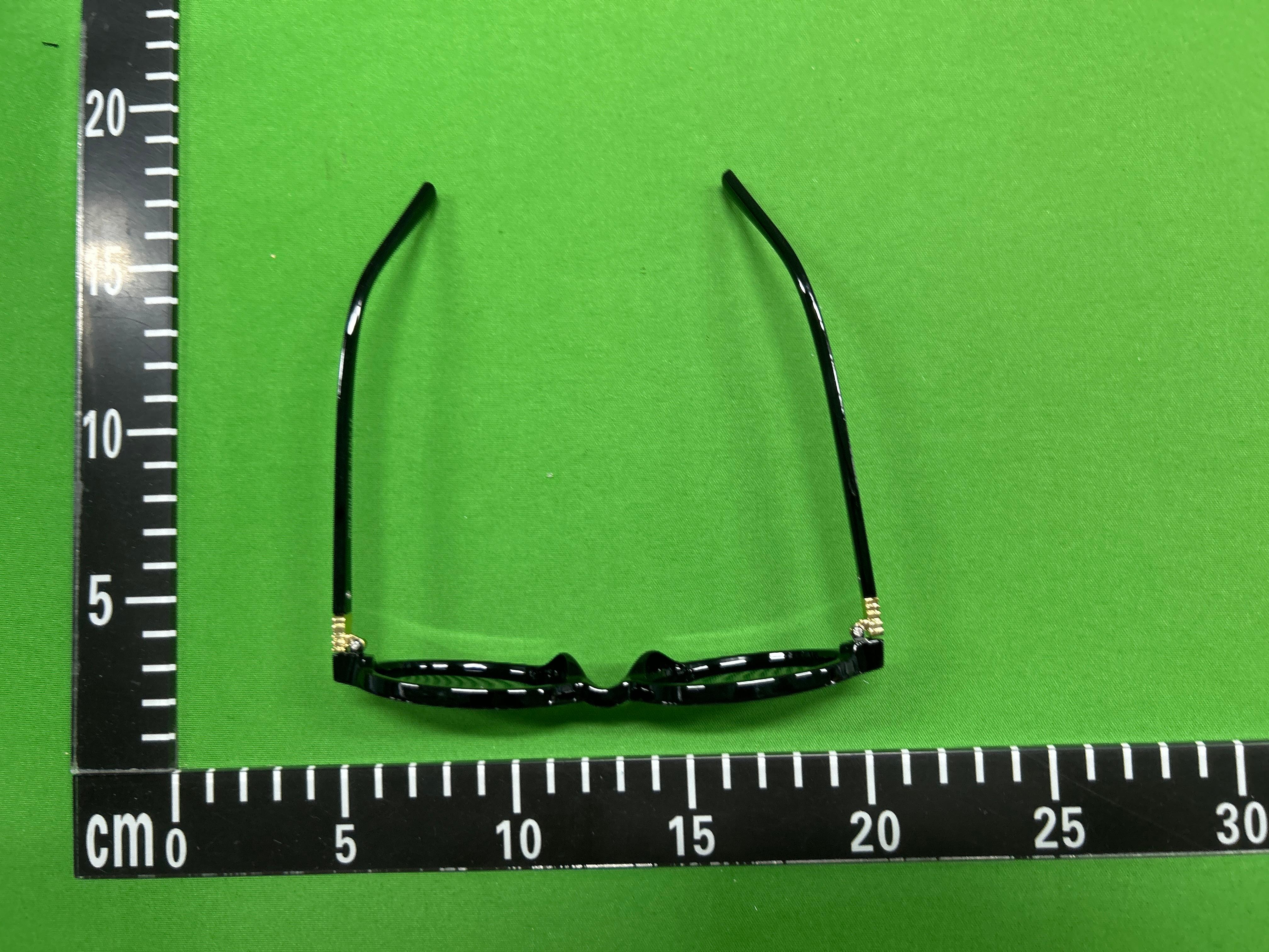 Foto QC 7 de Miu Miu Rectangle-Frame Acetate Sunglasses Burgundy Burgundy (003 AGT)