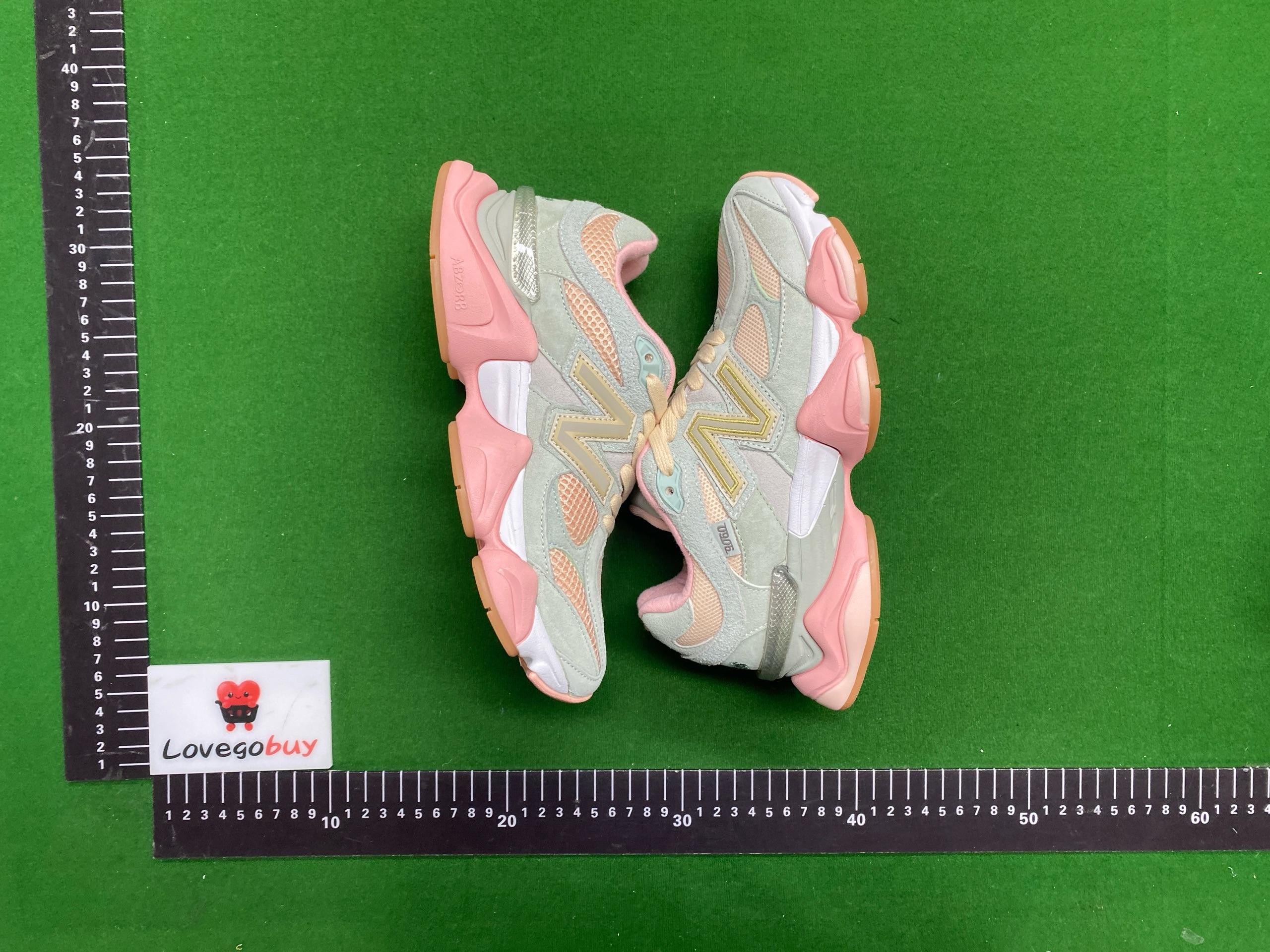 Foto QC 7 de New Balance 9060 Sea Salt Brown U9060JAM