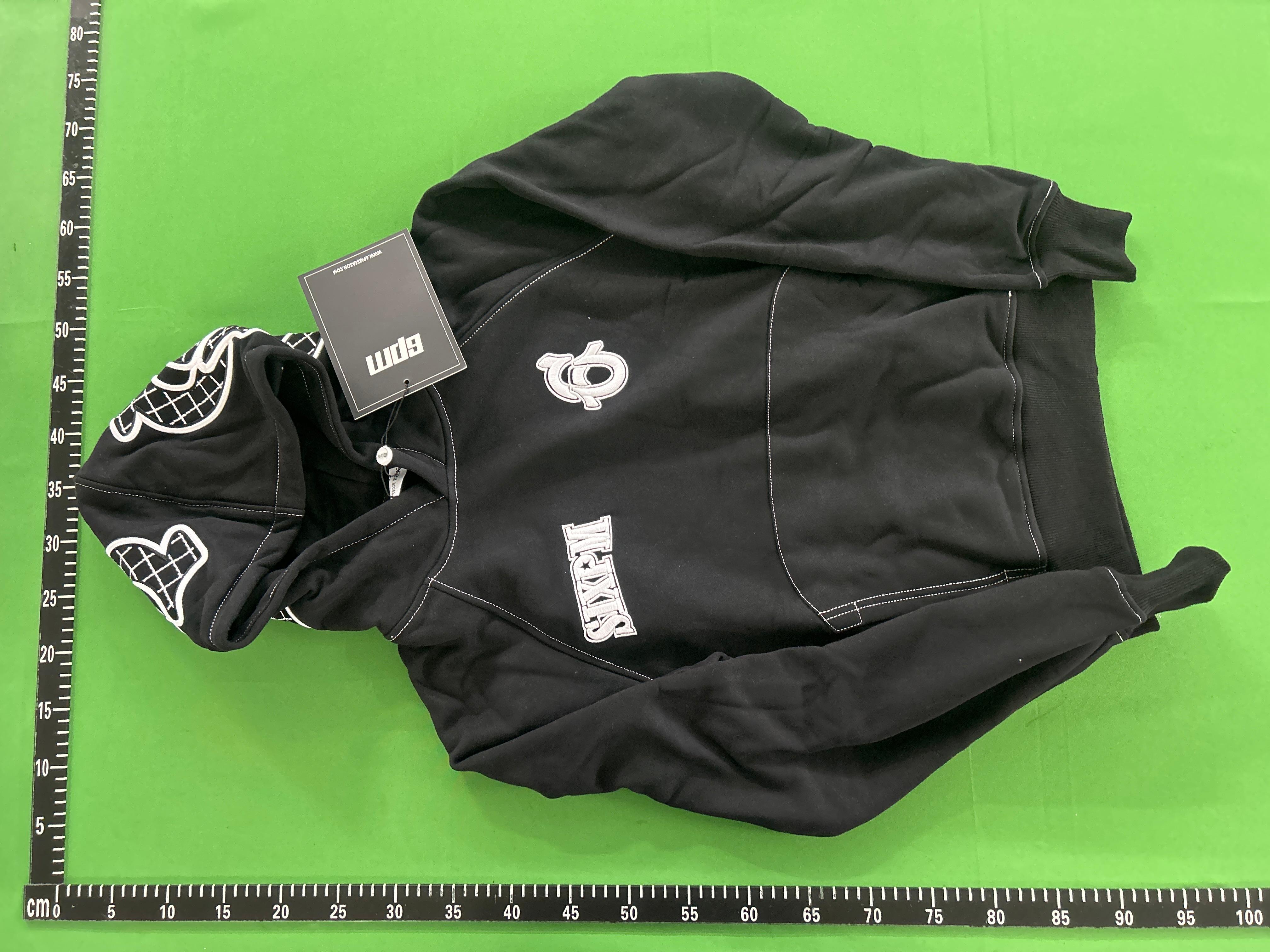 Foto QC 3 de 6PM True Religion World Match Hoodie Black