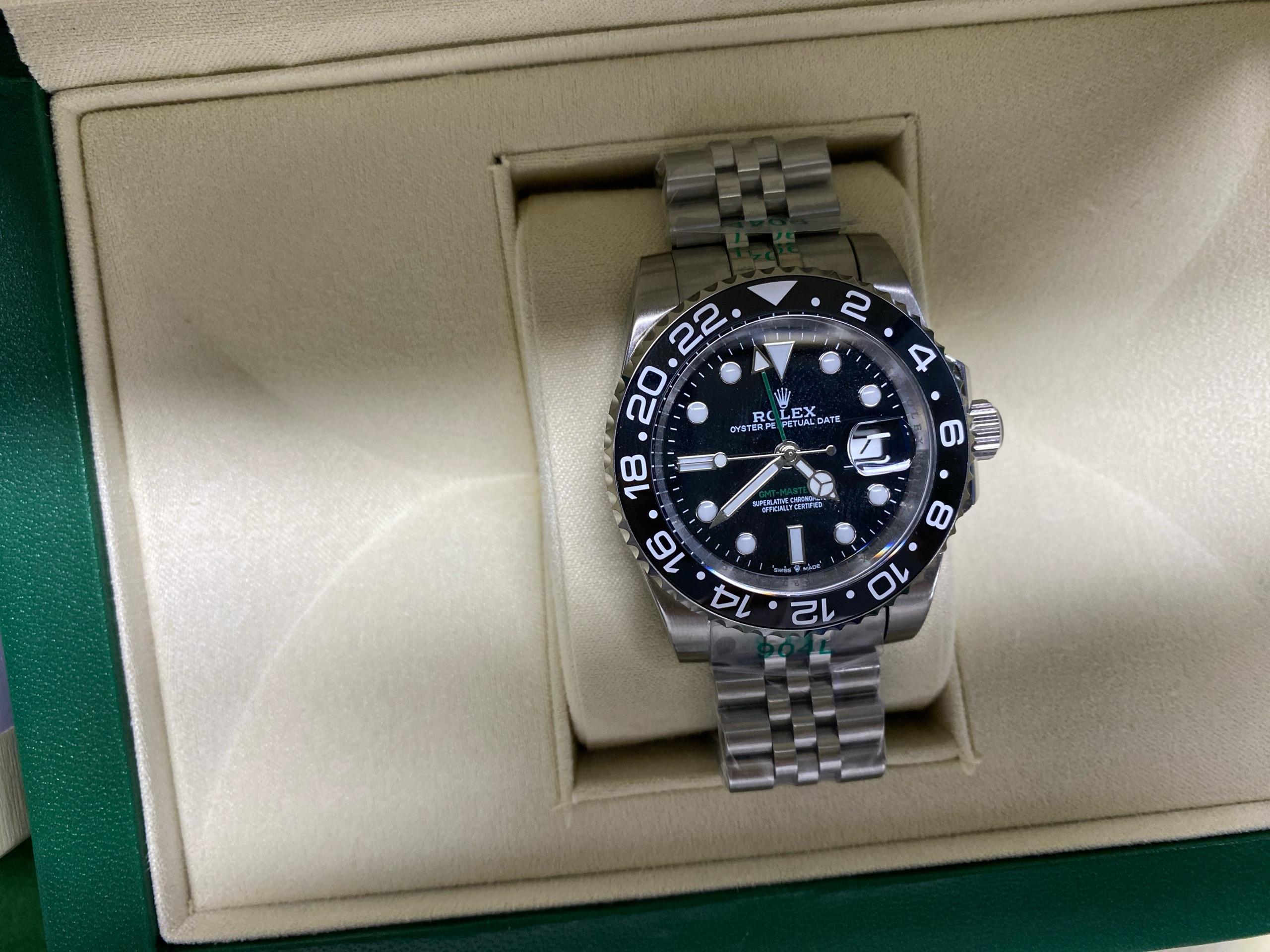 Foto QC 6 de Versace Greca Time Lady VE6C00423