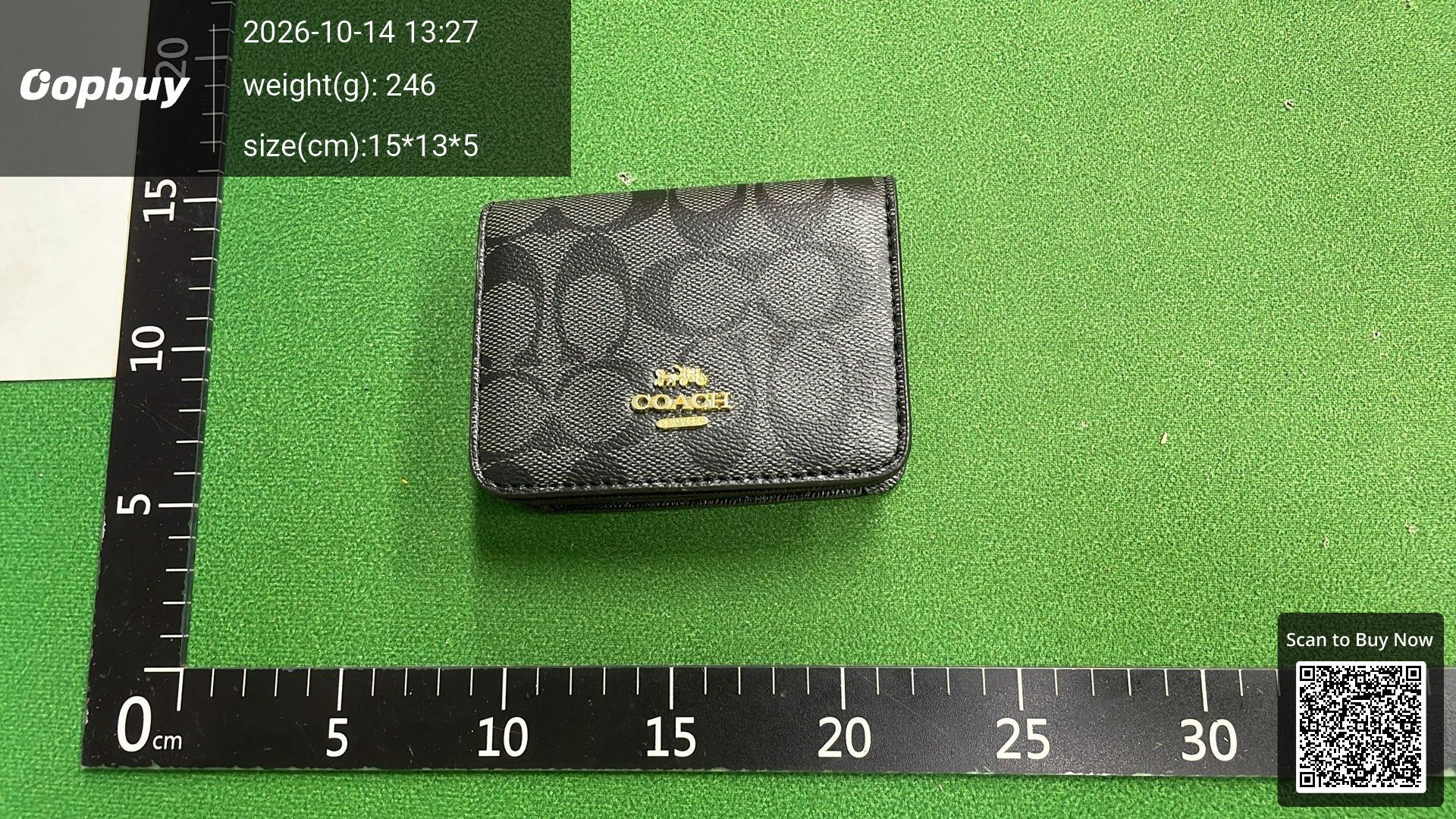 Foto QC 4 de Coach Signature Patent Leather Clutch Red