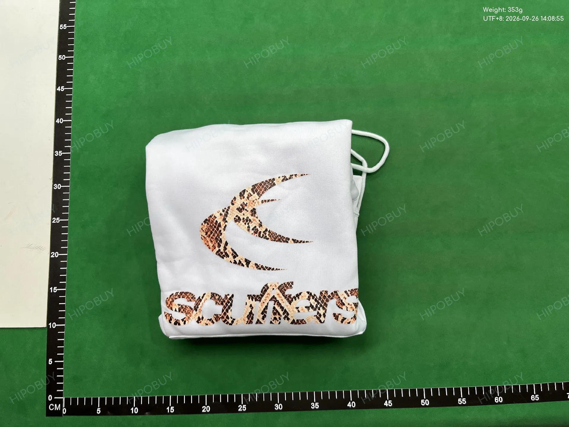 Foto QC 4 de Scuffers Scuffers Gallery Hoodie Everyday European Aesthetics Black