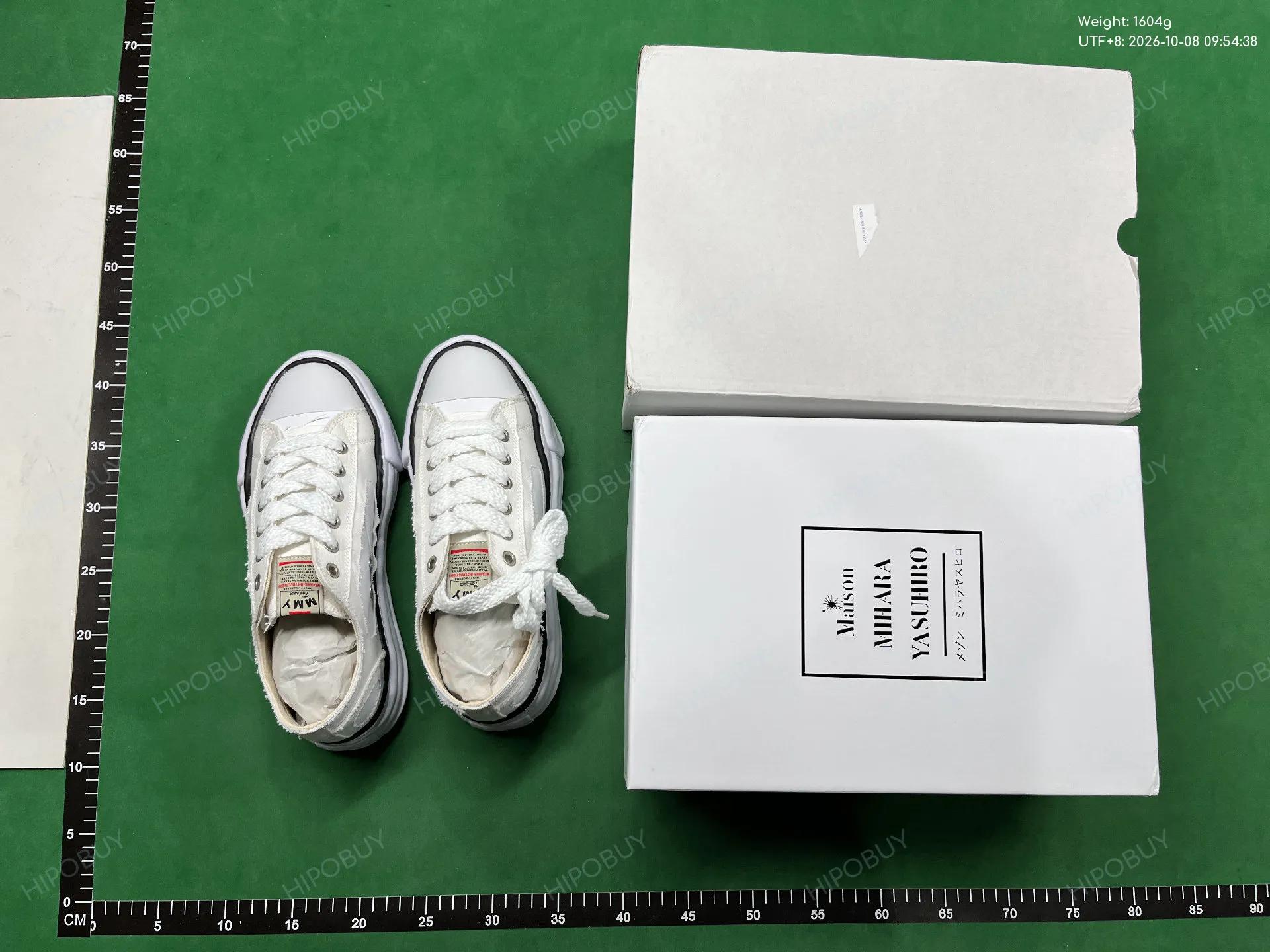 Foto QC 1 de Maison Mihara Yasuhiro Larry Low Gray A14FW703