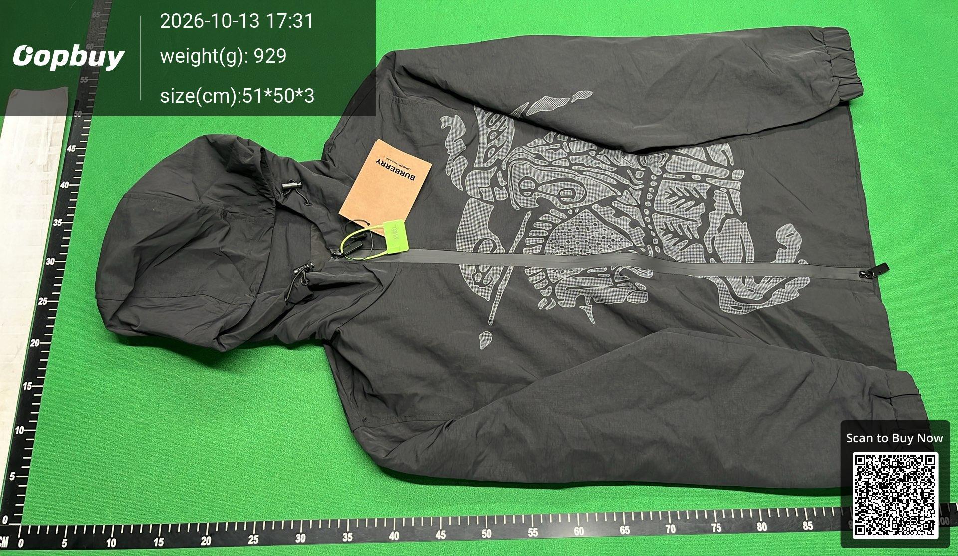 Foto QC 2 de Burberry Knight Windbreaker Jacket Black