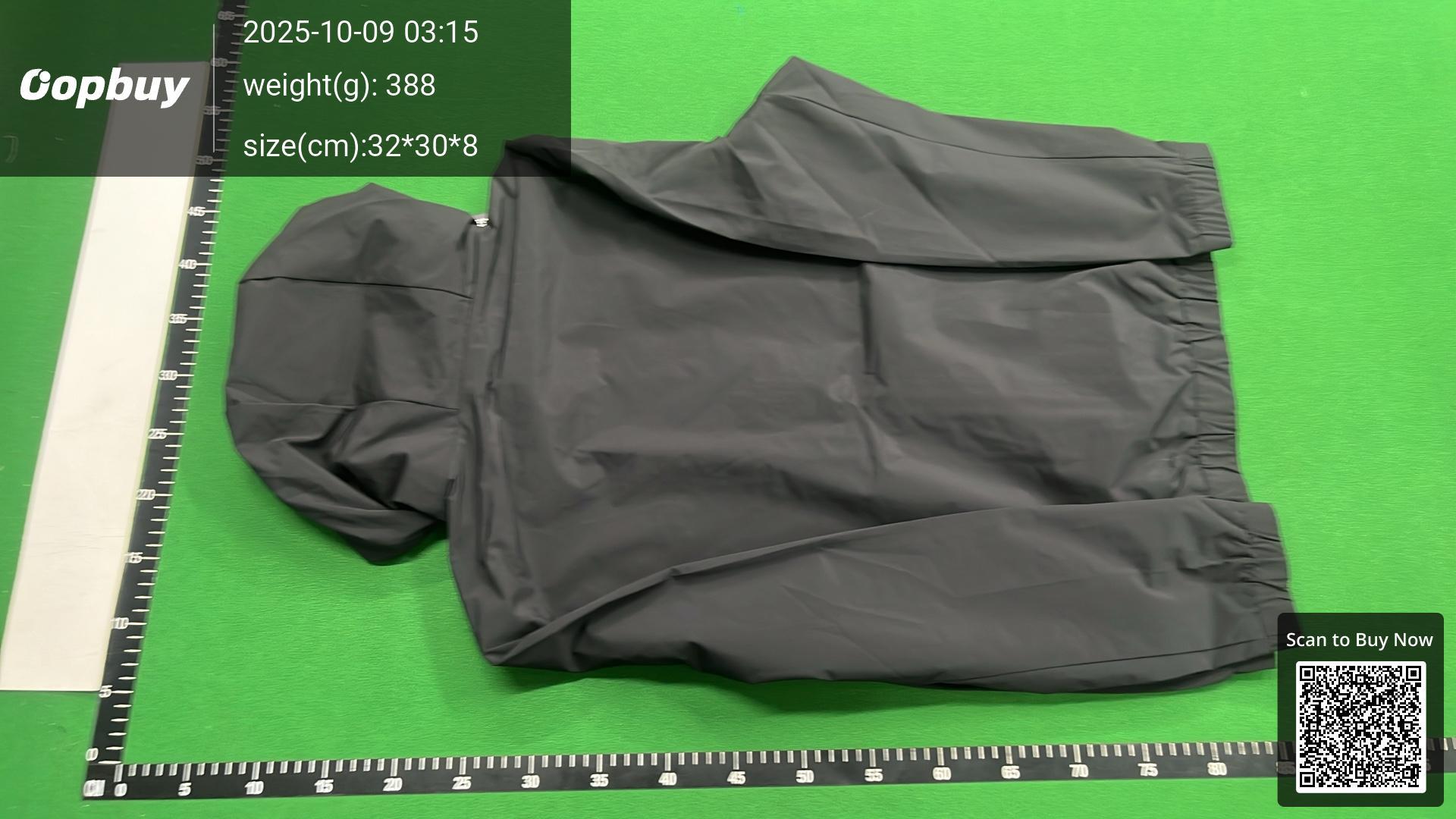 Foto QC 7 de Burberry Knight Windbreaker Jacket Black