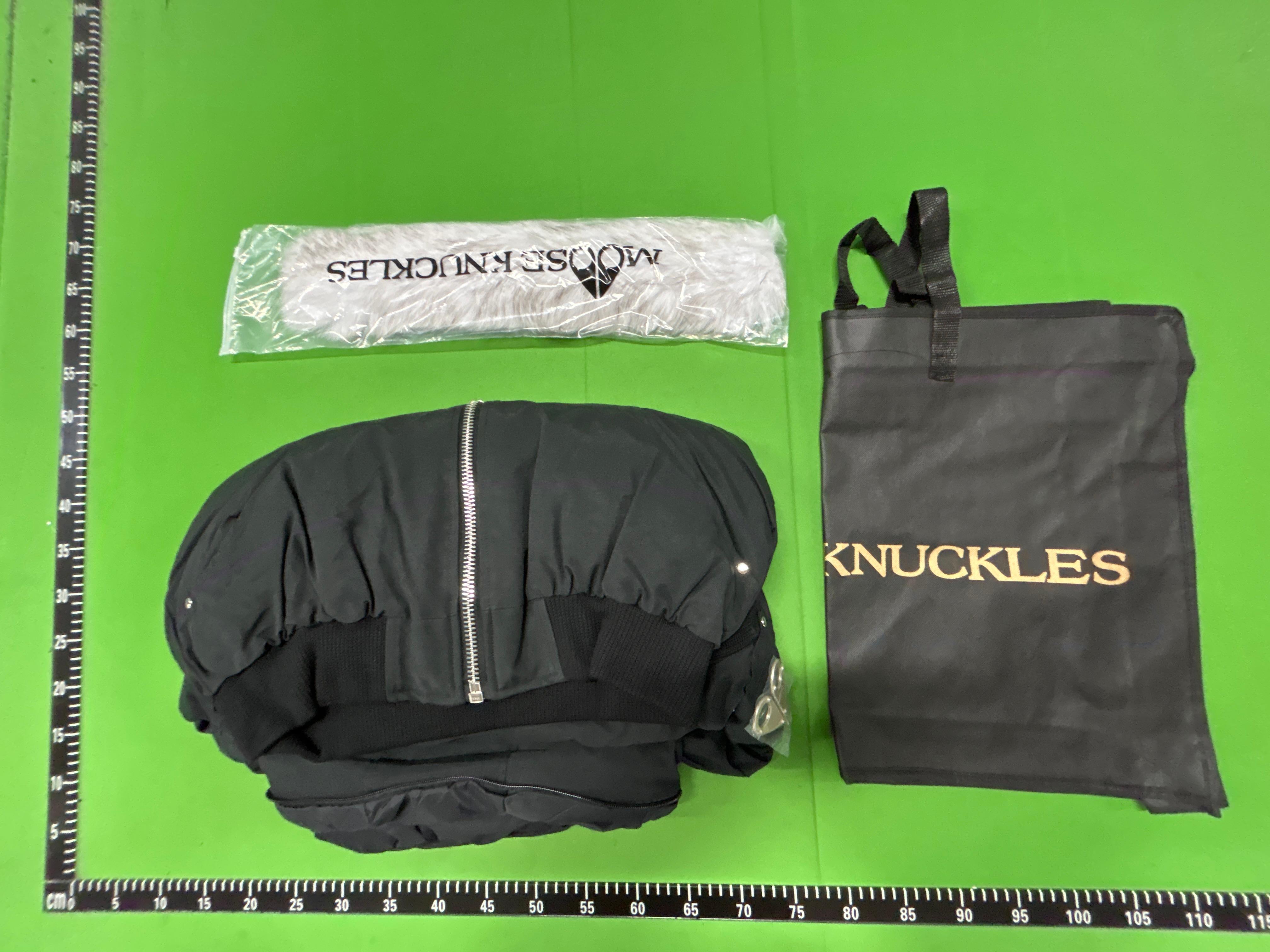 Foto QC 1 de Moose Knuckles Gold Series Ballistic Bomber Jacket Down Black