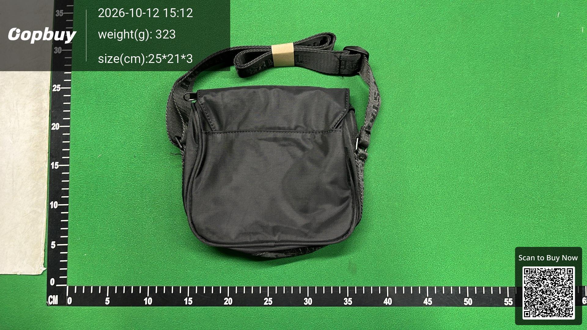 Foto QC 2 de Trapstar Irongate T Cross-Body Bag Black Reflective