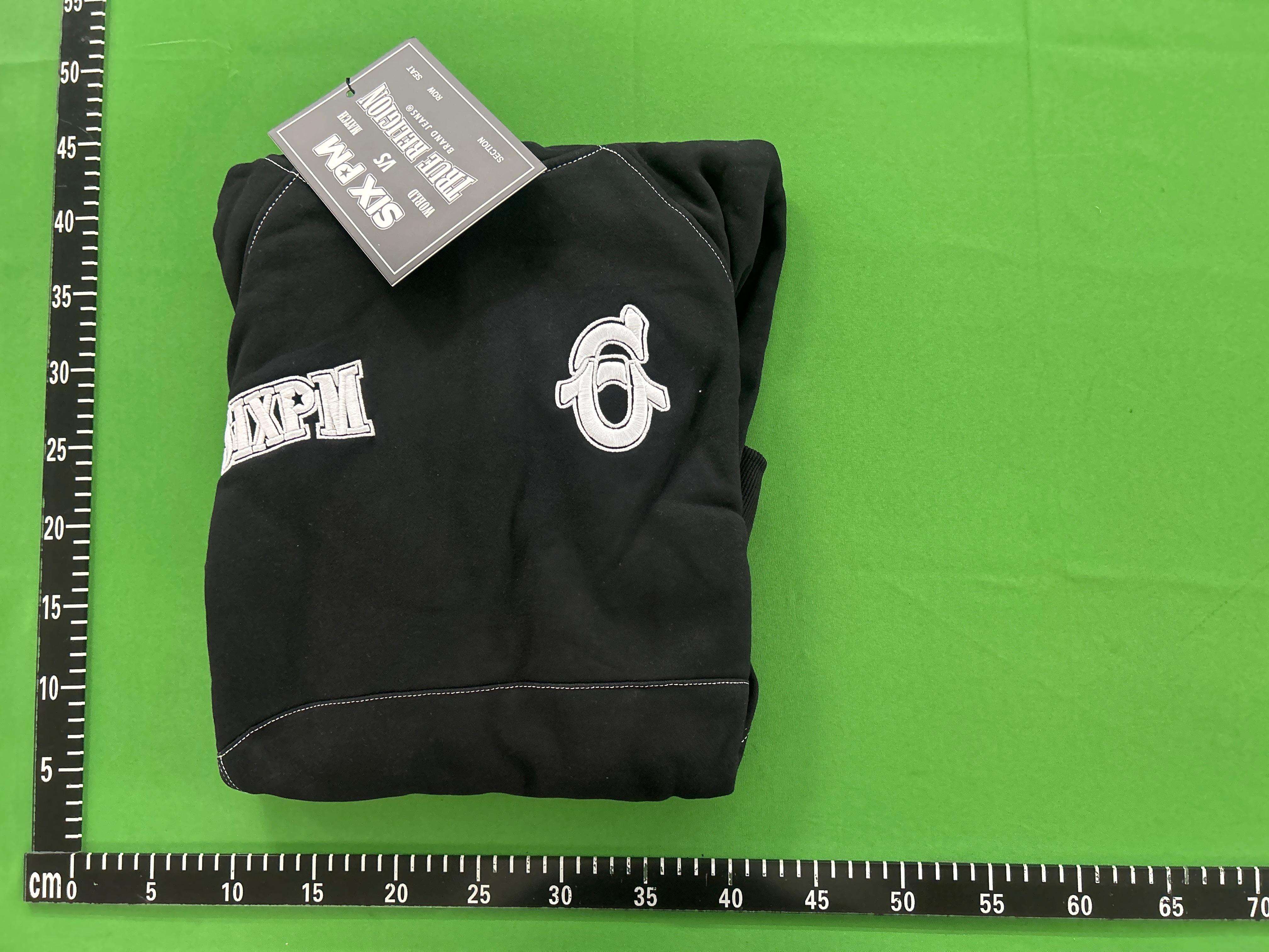Foto QC 1 de 6PM True Religion World Match Hoodie Black