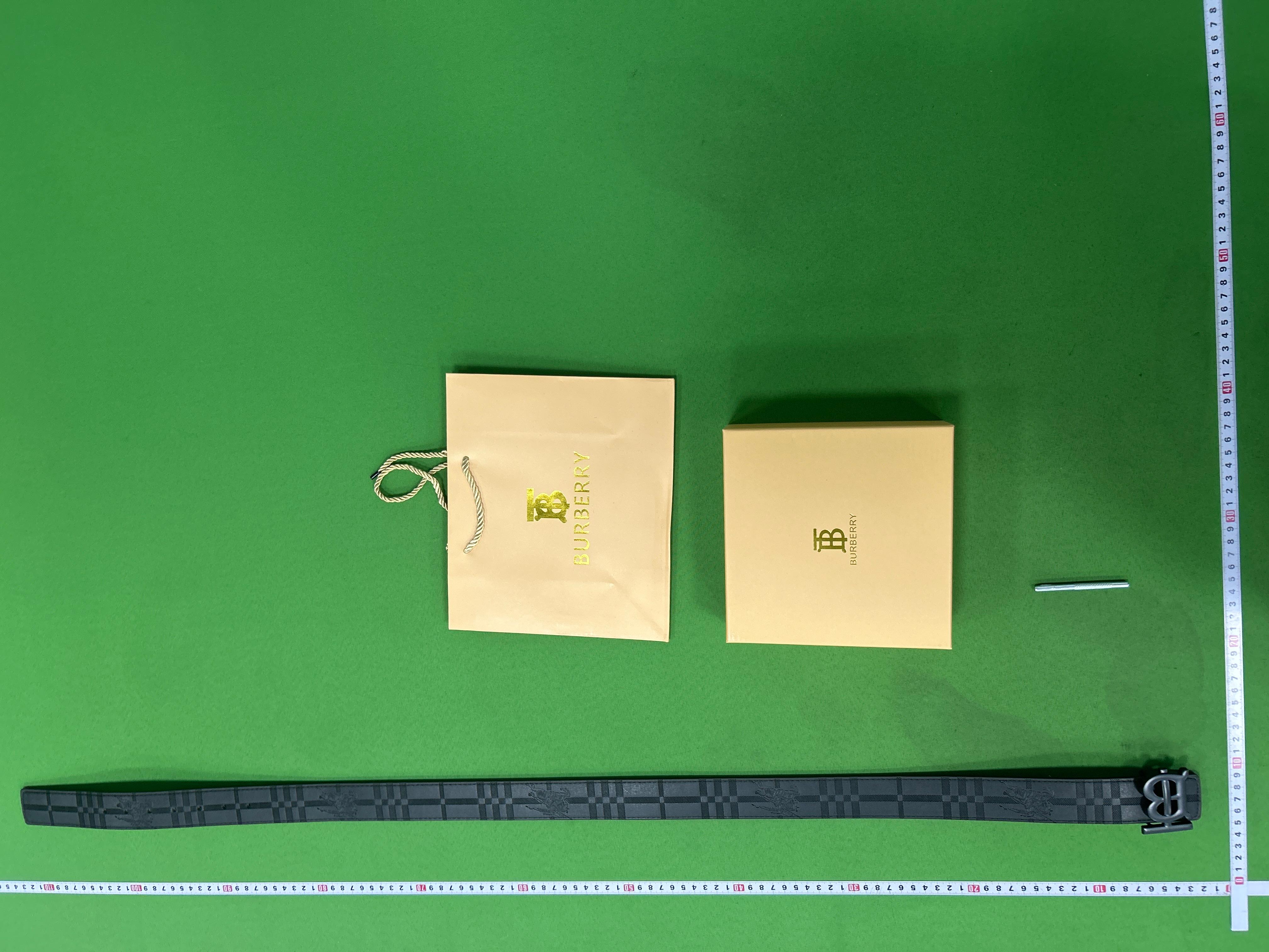 Foto QC 1 de Gucci Disney x Gucci GG Marmont Belt GG Supreme Mickey Mouse
