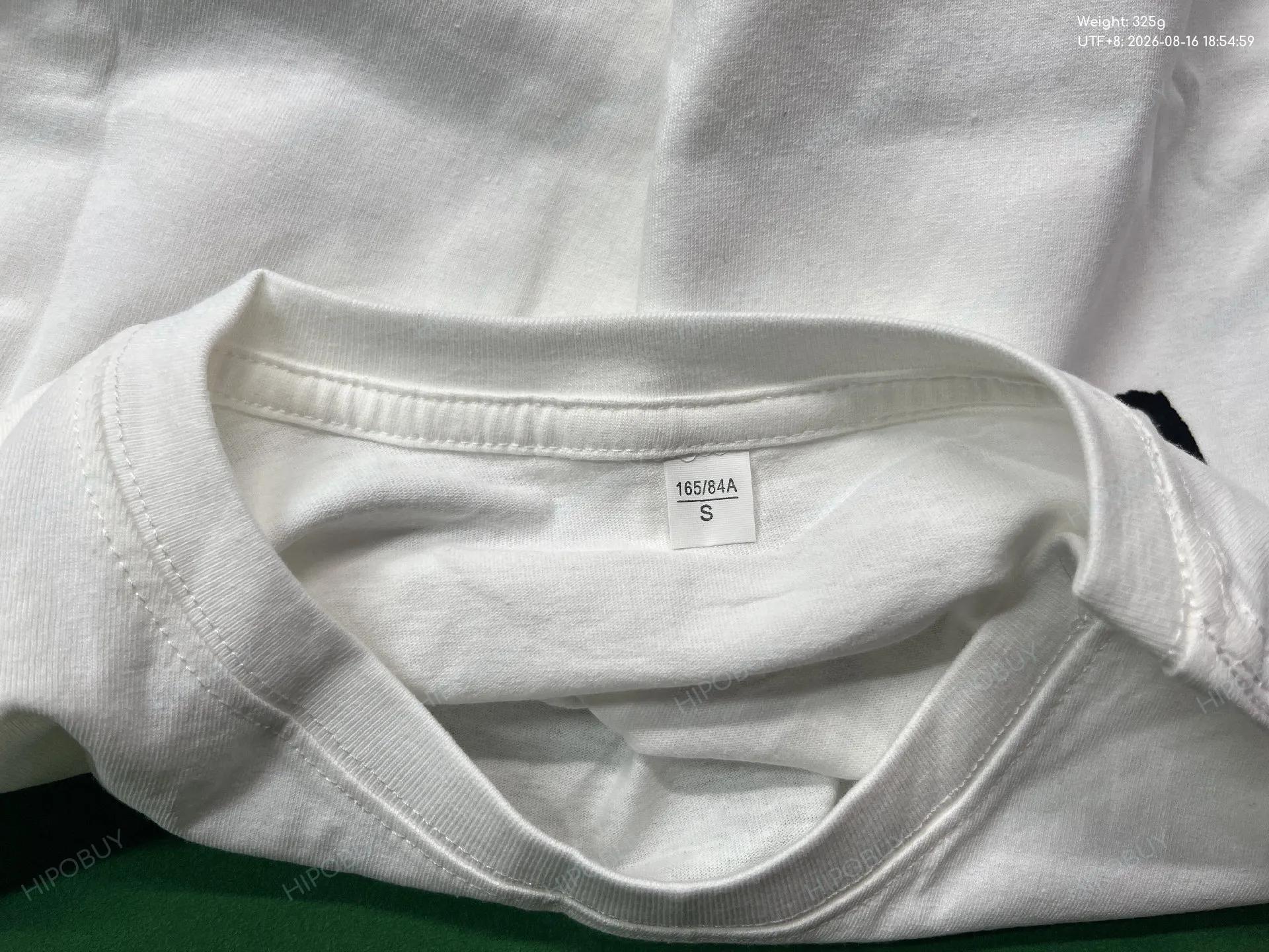 Foto QC 1 de VSZN T-shirt Pink Graffiti Logo White
