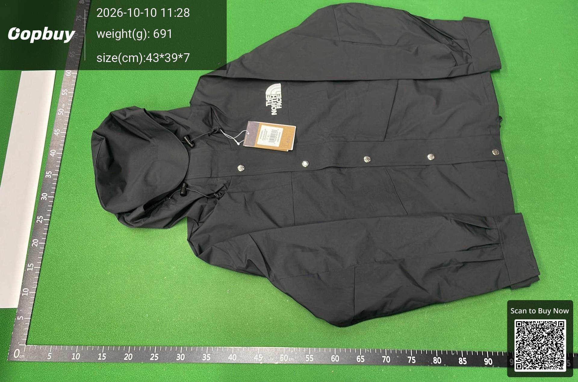 Foto QC 2 de The North Face Mountain Jacket Hooded Black