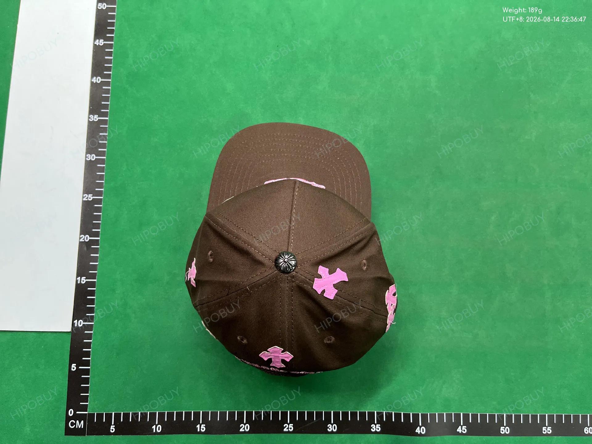 Foto QC 8 de Chrome Hearts CH Cemetery Cross Trucker Cap Brown Pink