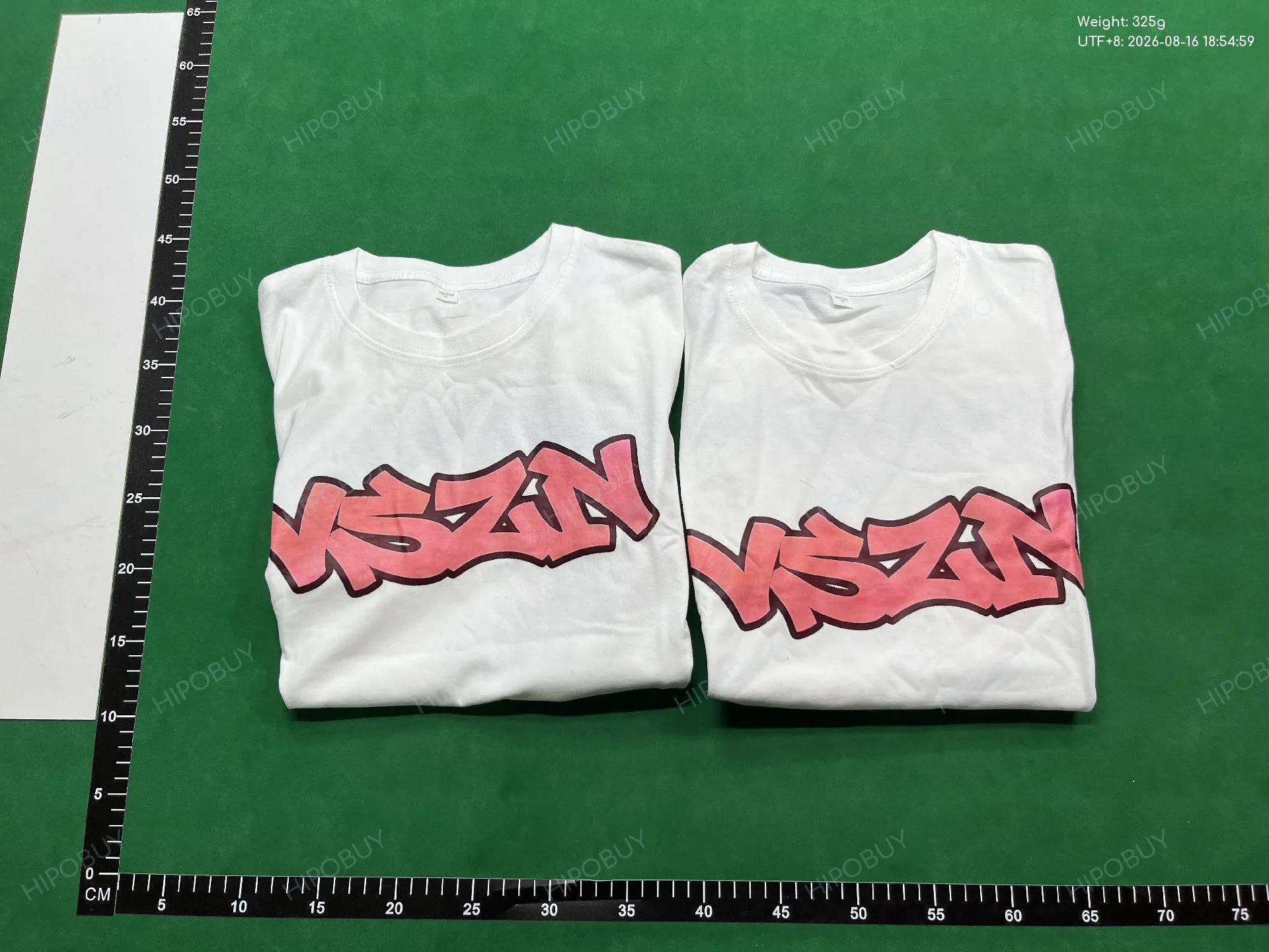 Foto QC 3 de VSZN T-shirt Pink Graffiti Logo White