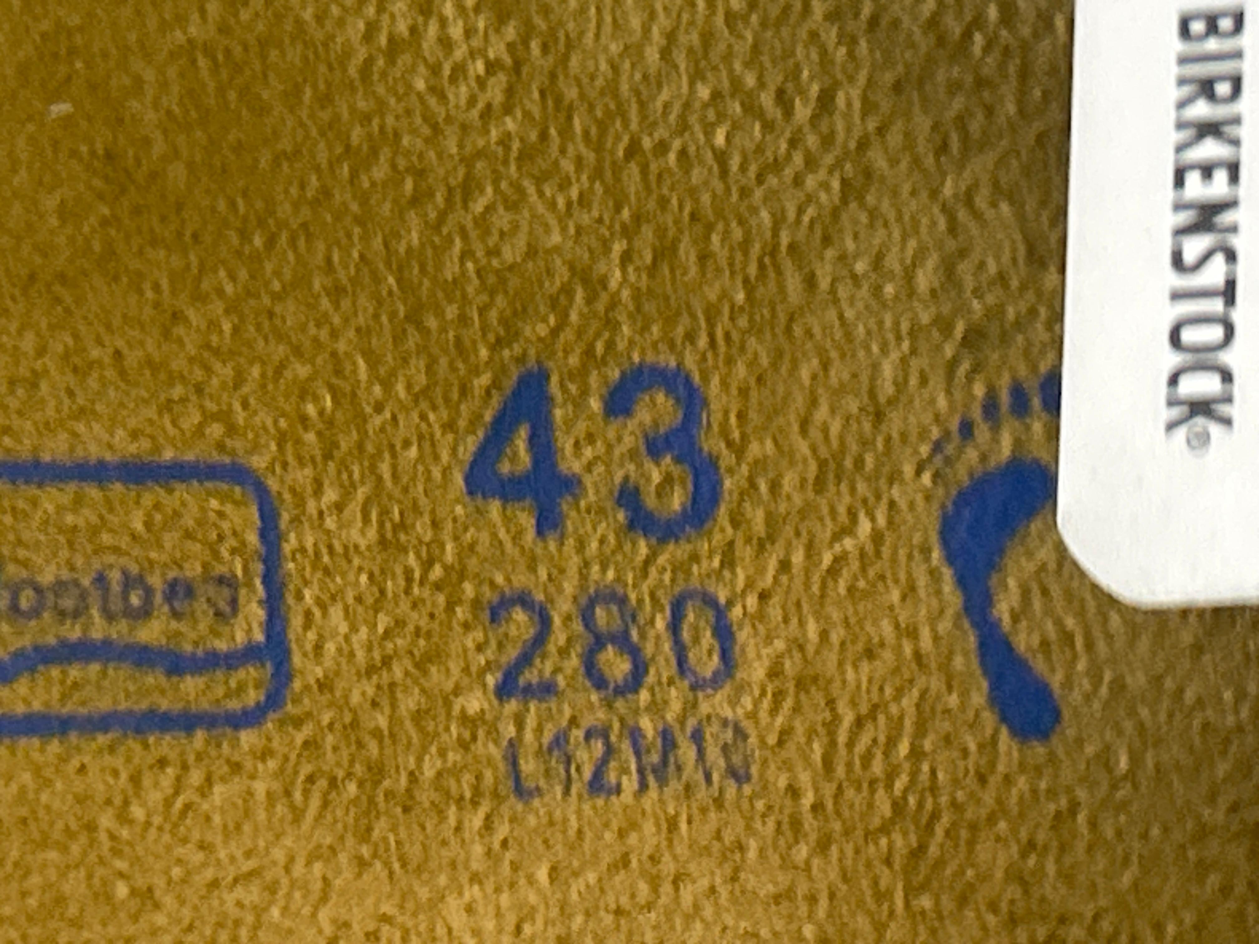 Foto QC 8 de Birkenstock Arizona Suede Taupe