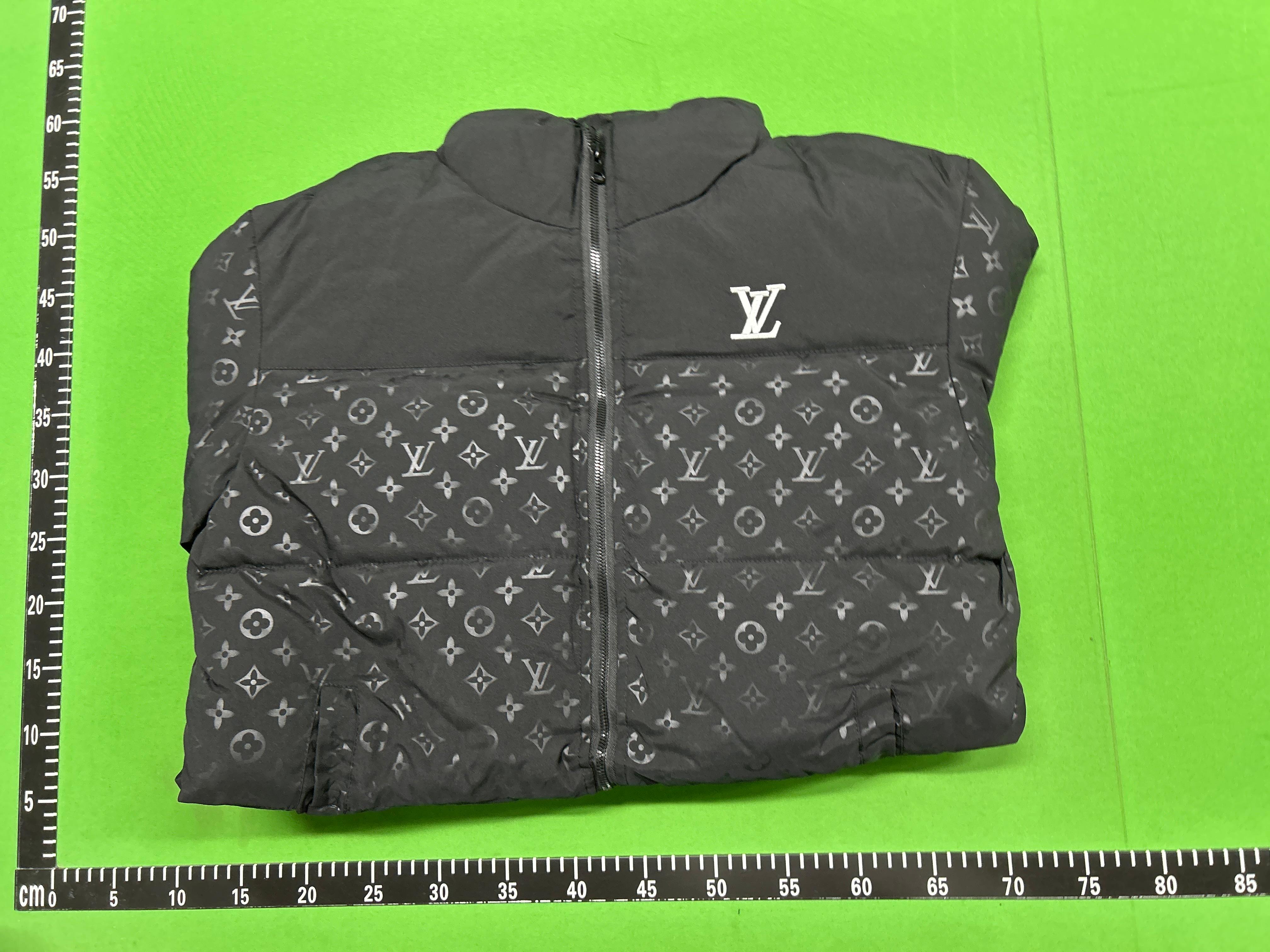 Foto QC 1 de Louis Vuitton Monogram Trucker Jacket Denim Grey