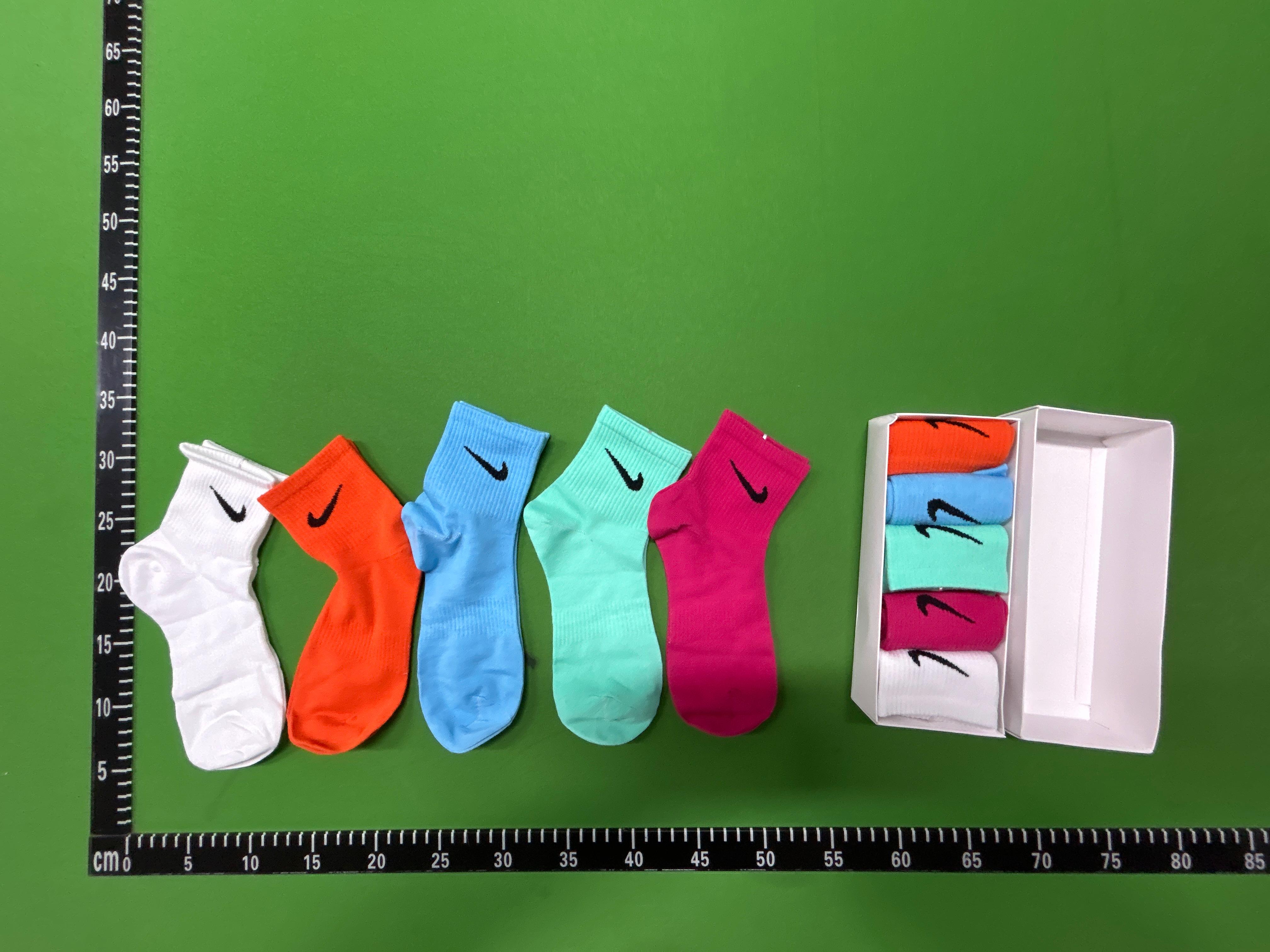Foto QC 3 de Other Crew Socks 5-Pair Gift Box Just Doi Multicolor