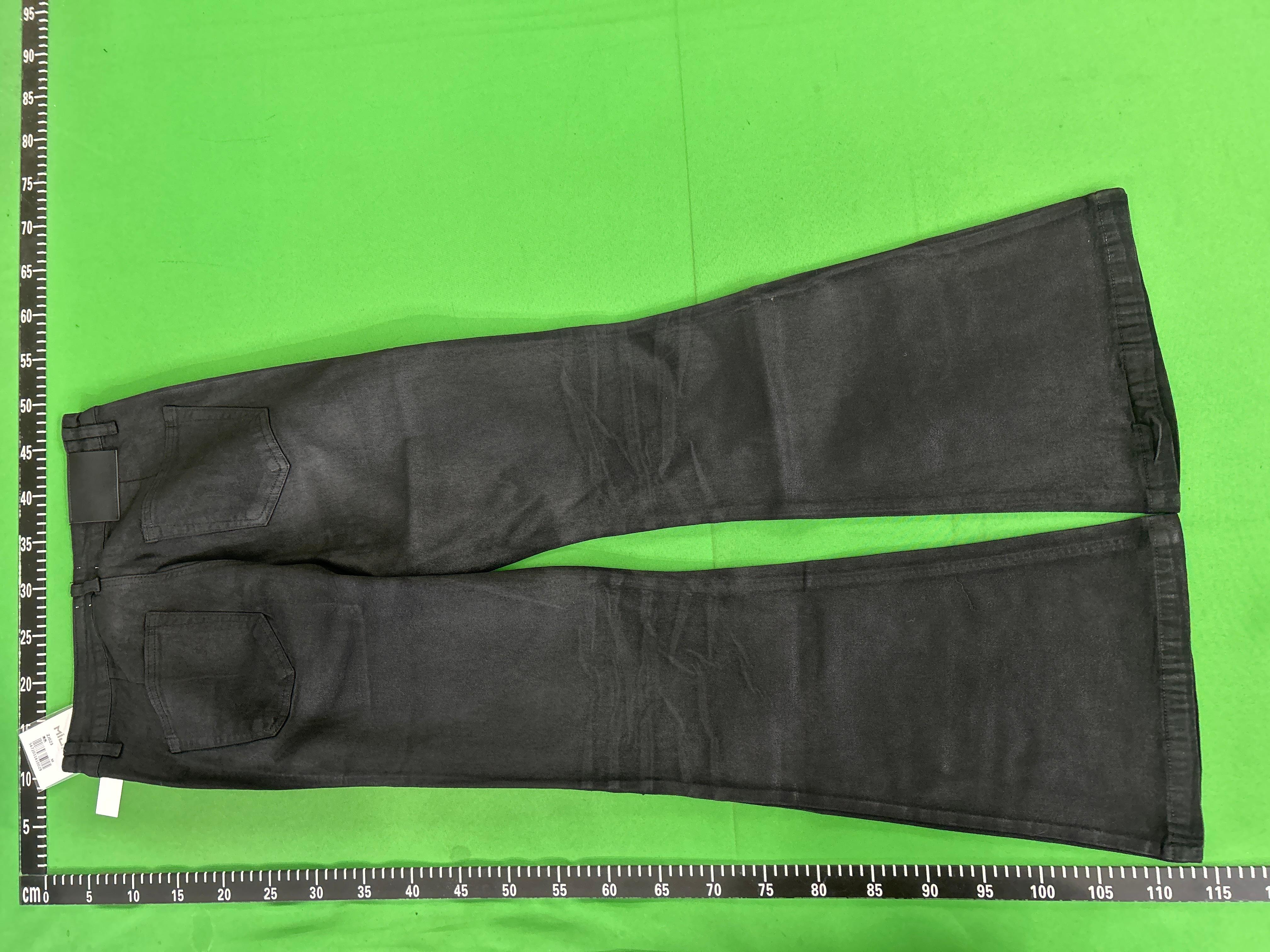 Foto QC 8 de MIJKO Jeans Coated Bootcut Wrinkled Black