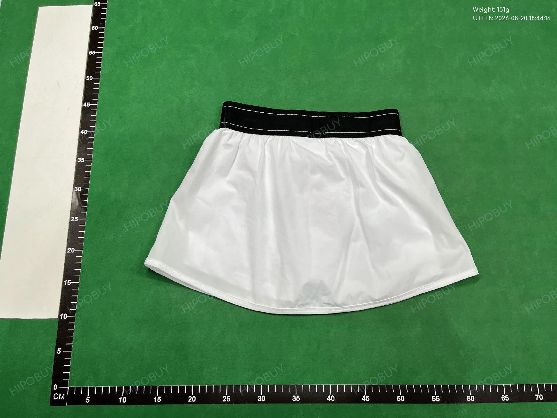 Foto QC 7 de Alo Yoga Ribbed High Neck Cropped Tank Black