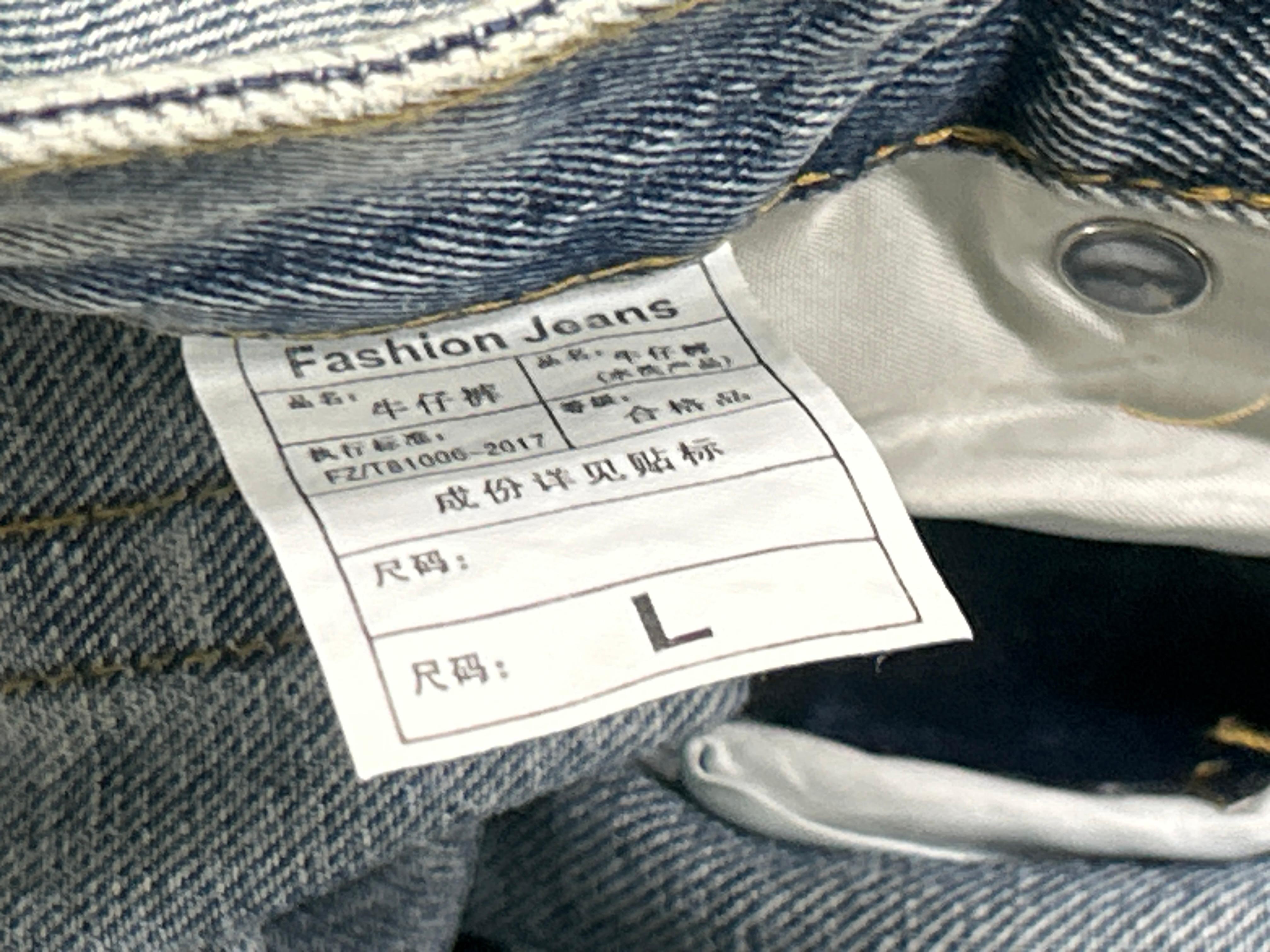 Foto QC 6 de Jeans Flared Distressed Washed Black