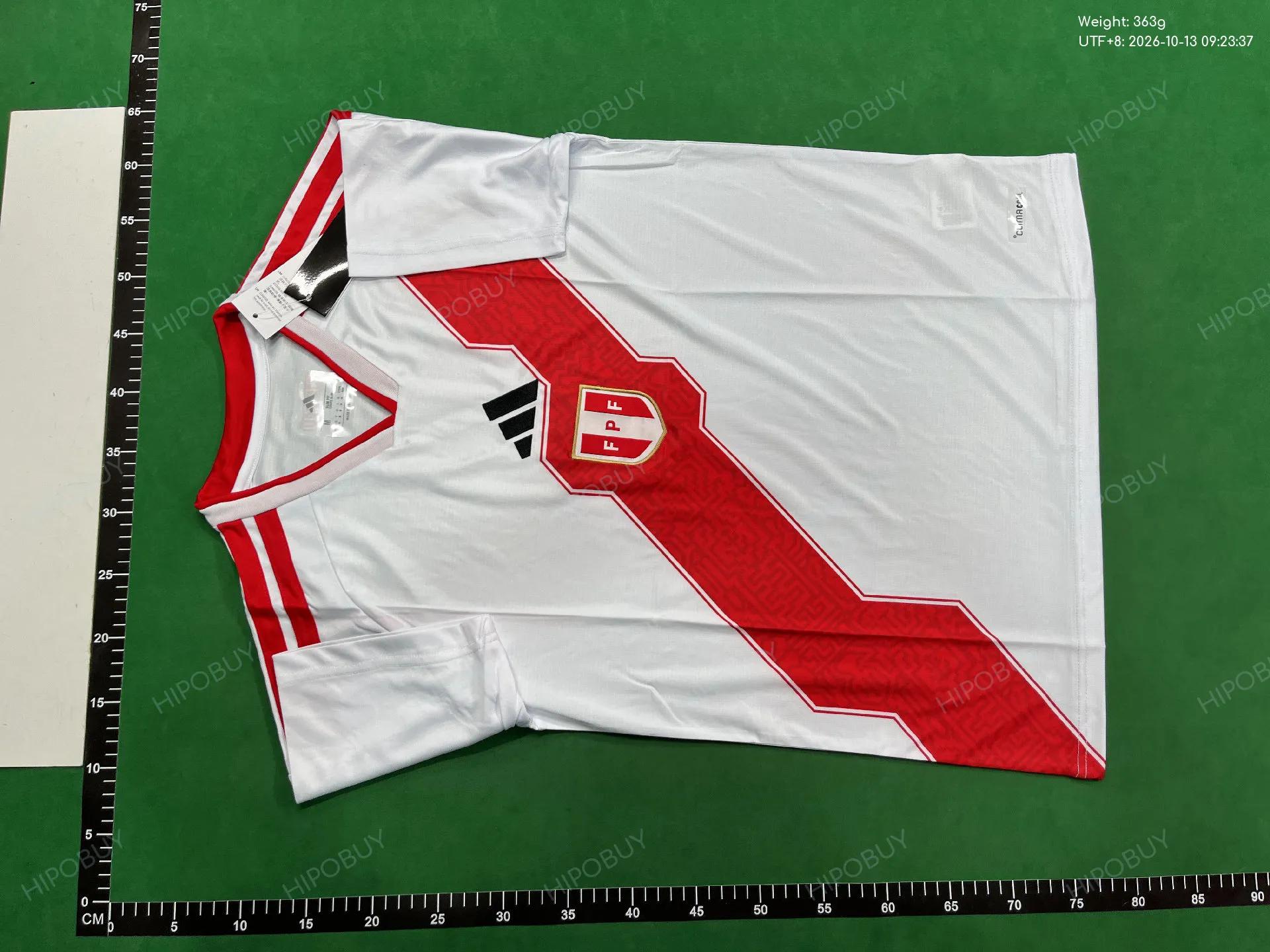 Foto QC 2 de adidas x Curacao 2024/25 Away Jersey Pale Yellow