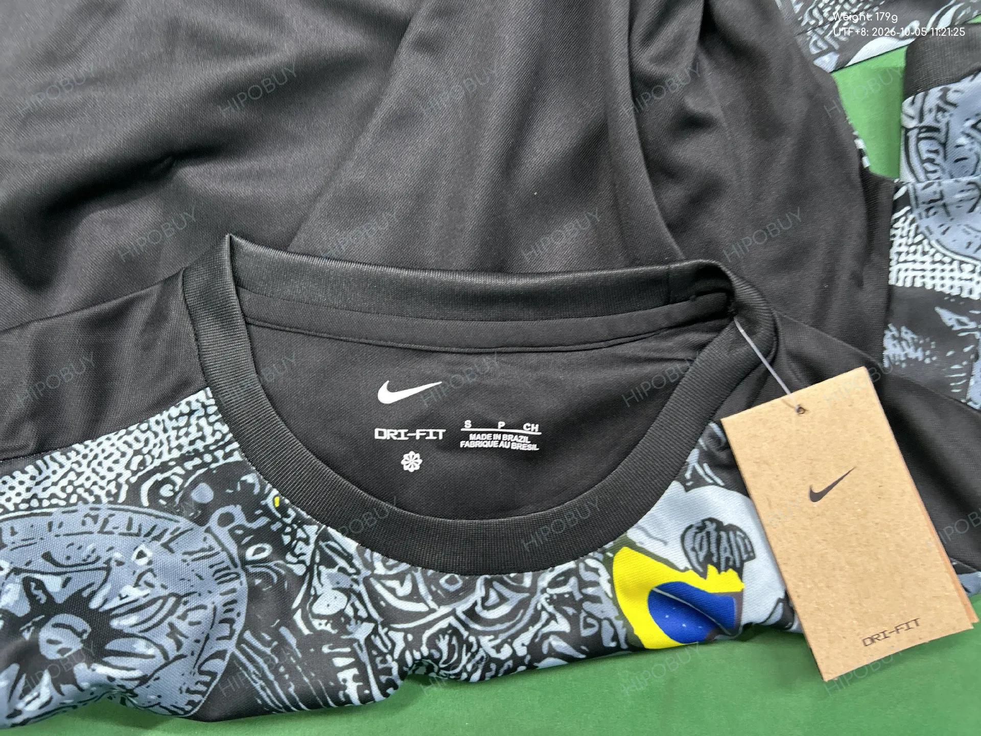 Foto QC 5 de Nike x Brazil 2024 Special Edition Macaw Graphic Jersey Multicolor