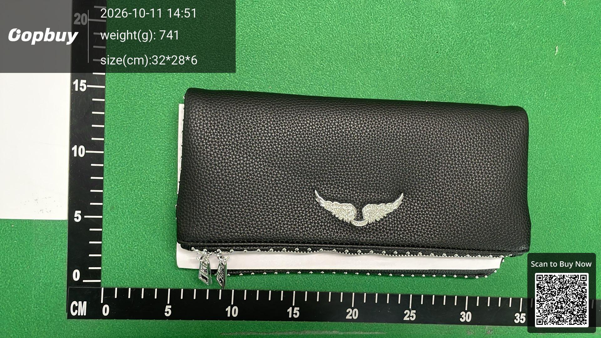 Foto QC 8 de Zadig & Voltaire Rock Studded Wings Clutch Bag Black Grained Leather