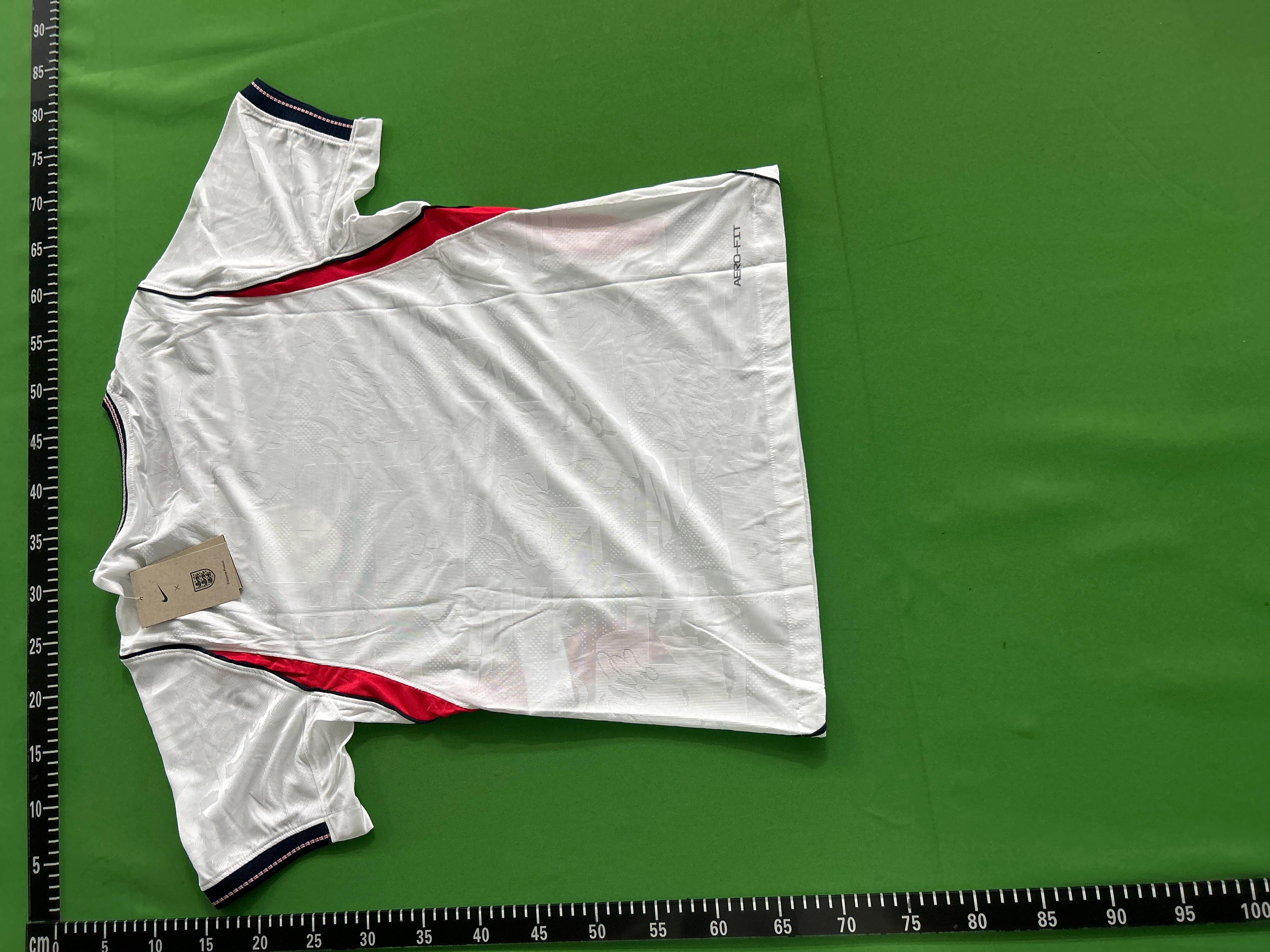 Foto QC 4 de adidas x Liverpool FC 2026/27 Home Geometric Jersey Red